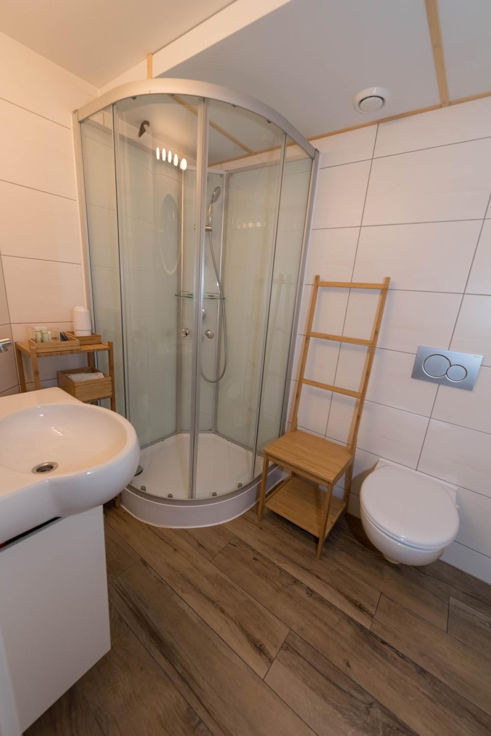 Triple Room with Shower photo 3