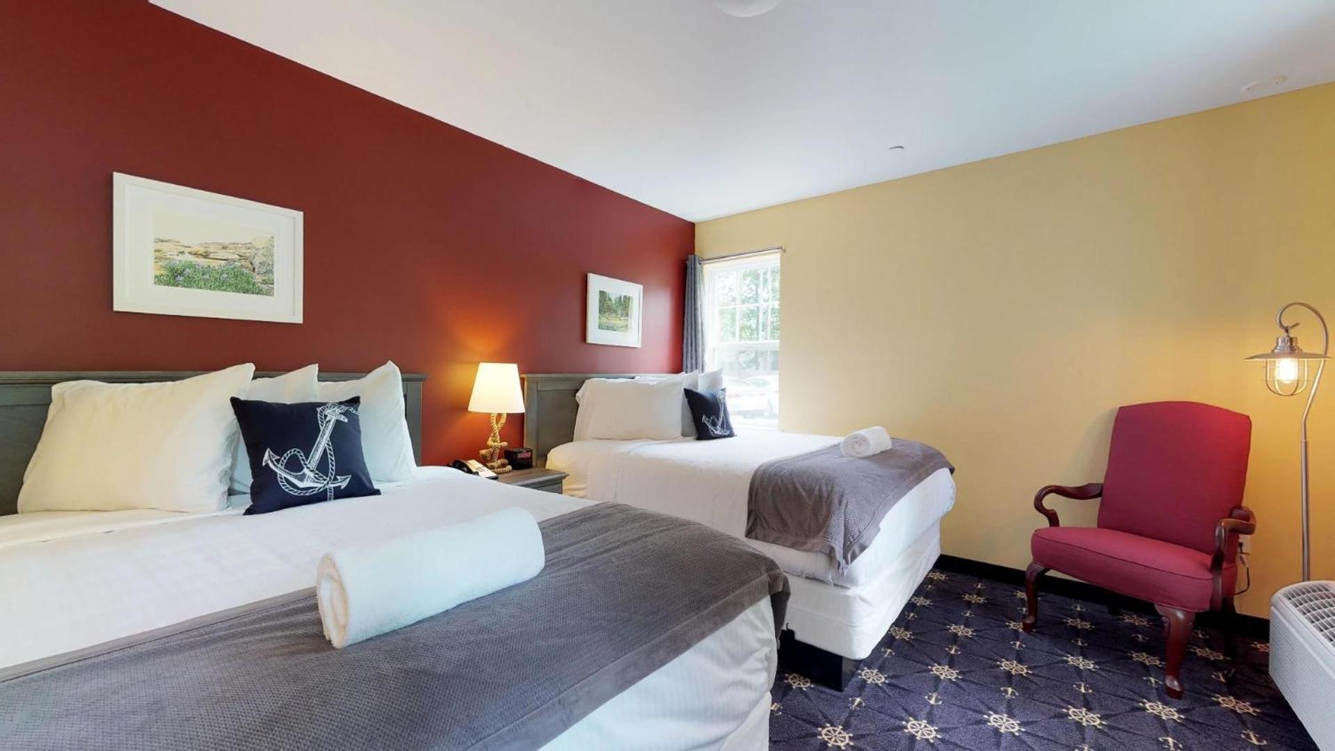 Deluxe Queen Room with Two Queen Beds