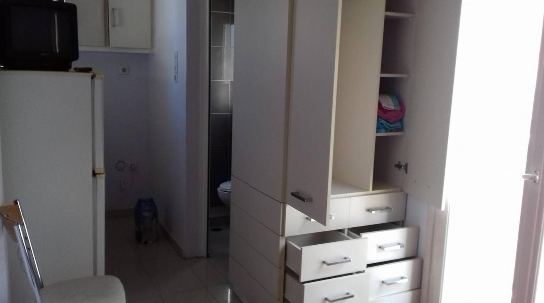 Apartment - Photo 36