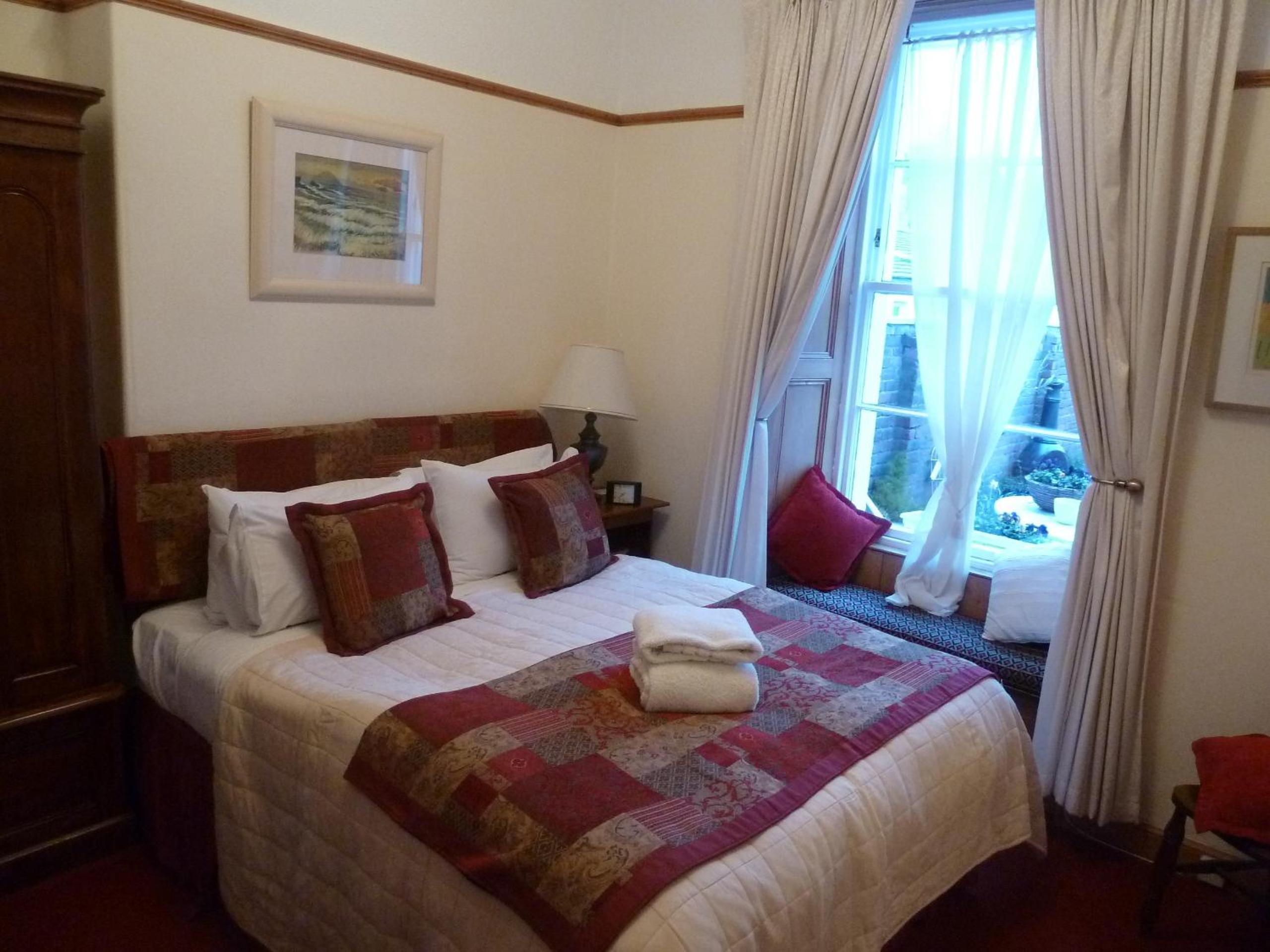 Small Double Room - Ground Floor photo 2