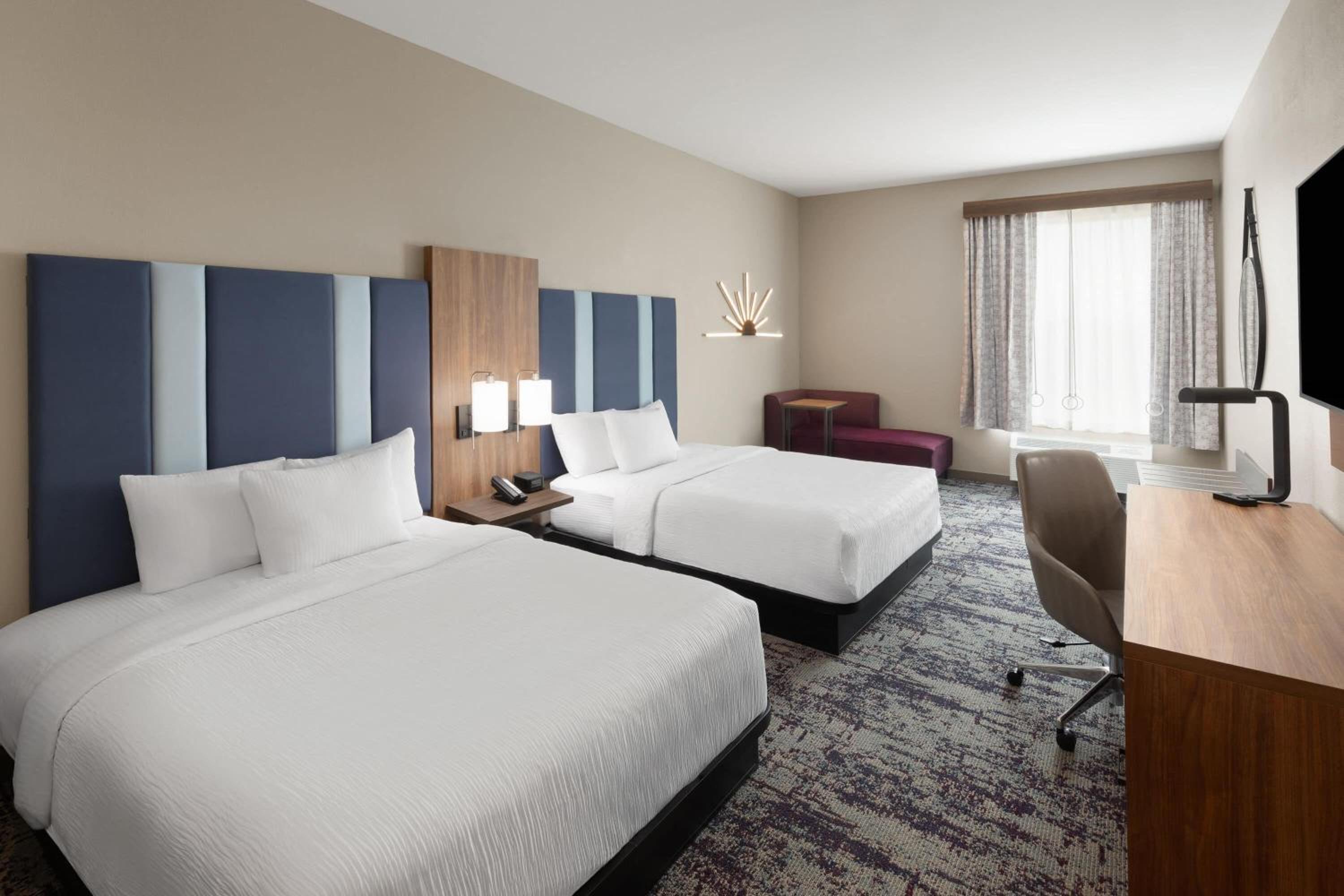 Wide Queen Room with Two Queen Beds - Non-Smoking