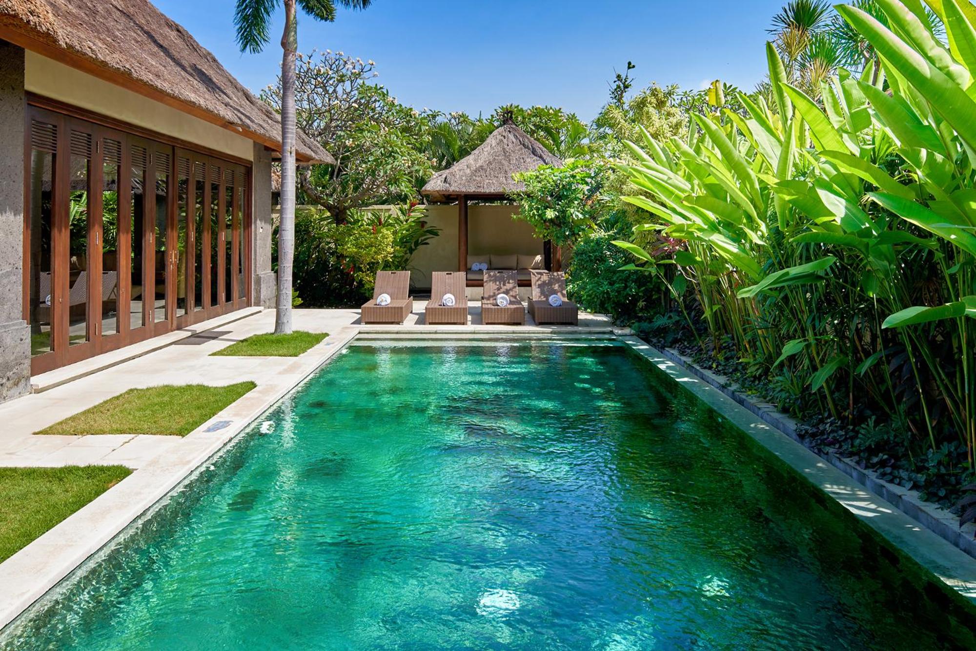 Three-Bedroom Villa with Private Pool - Photo 21