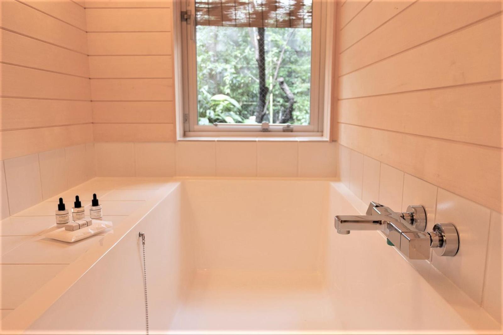 Twin Room with Garden View - Photo 4