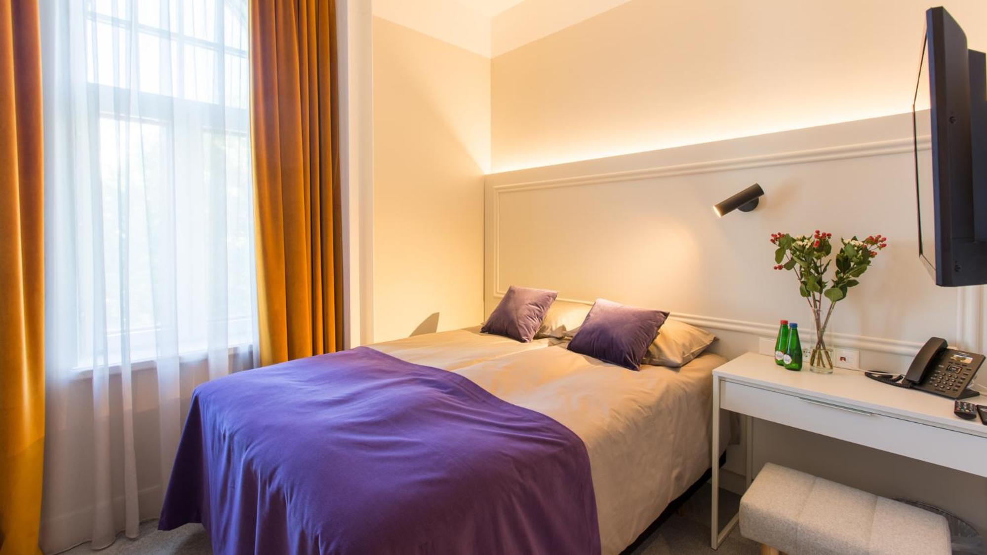 Economy Double Room photo 3