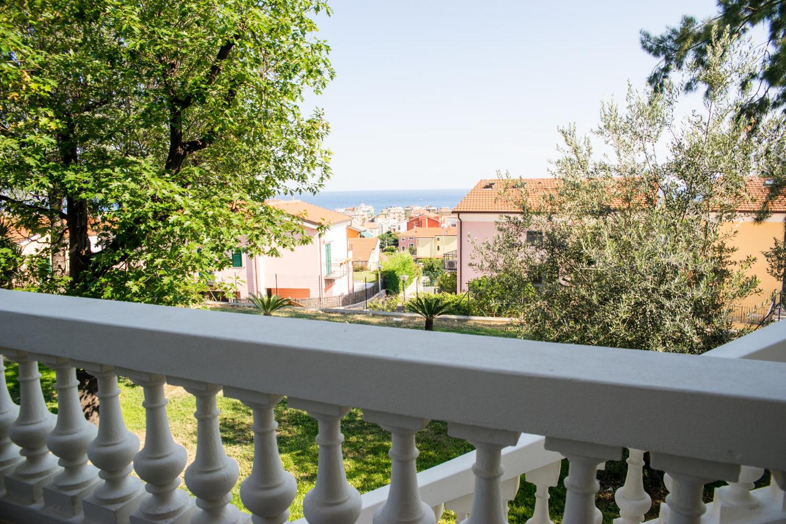 Double or Twin Room with Balcony photo 2