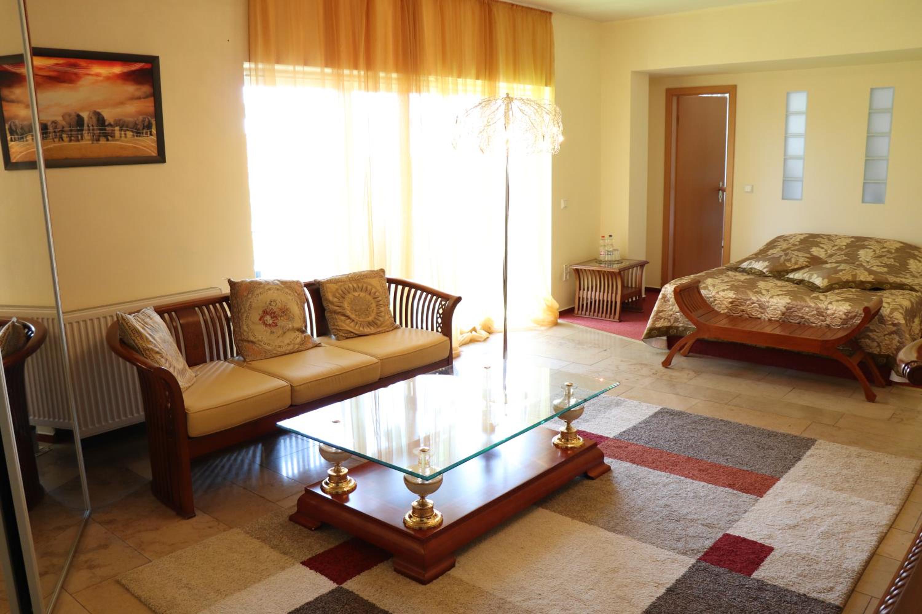Suite photo 1