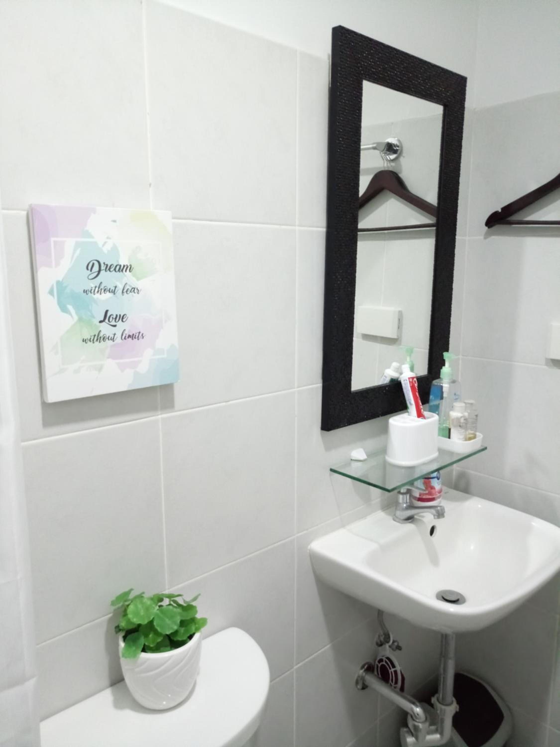 One-Bedroom Apartment - Photo 21