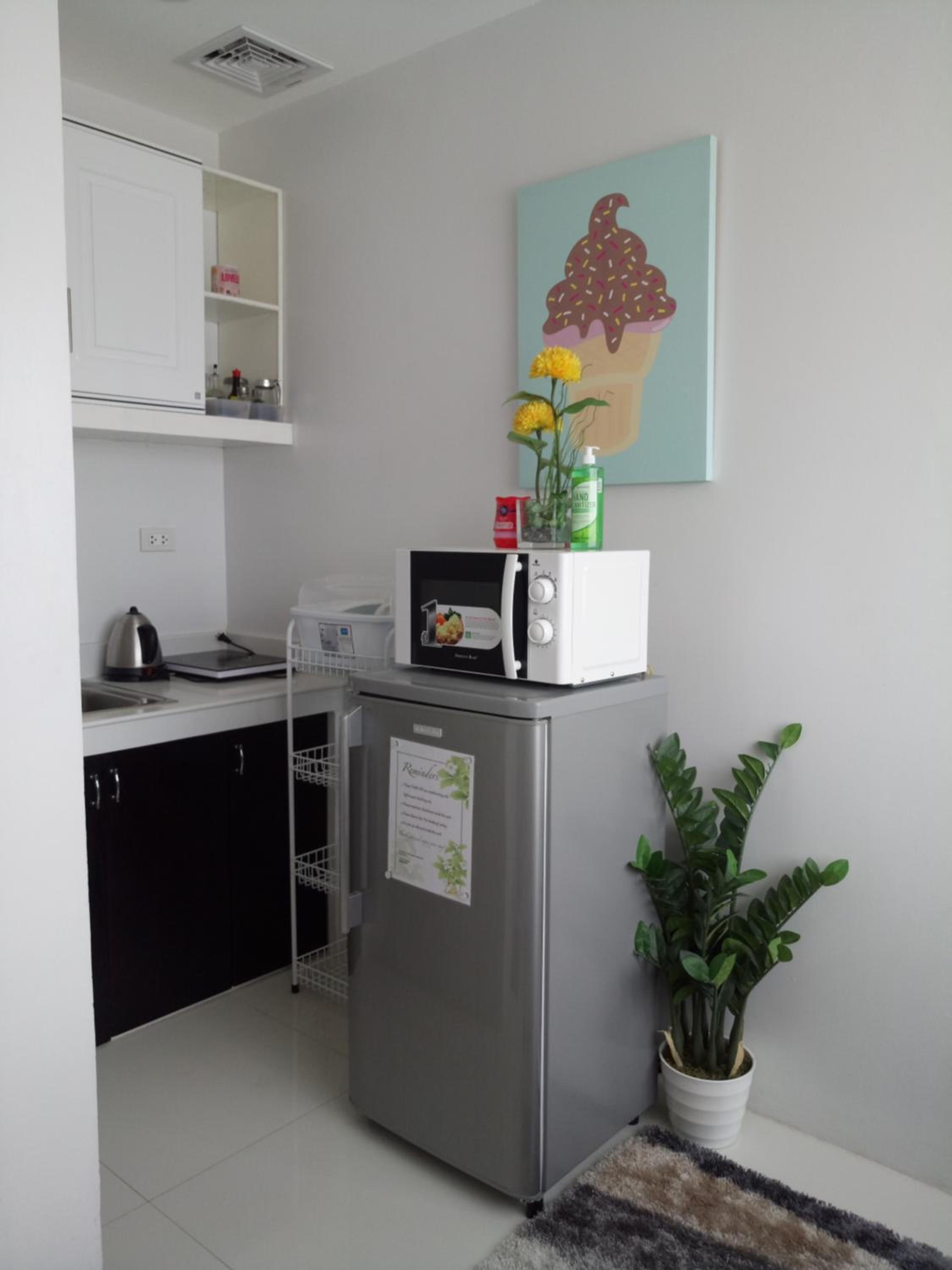 One-Bedroom Apartment - Photo 5