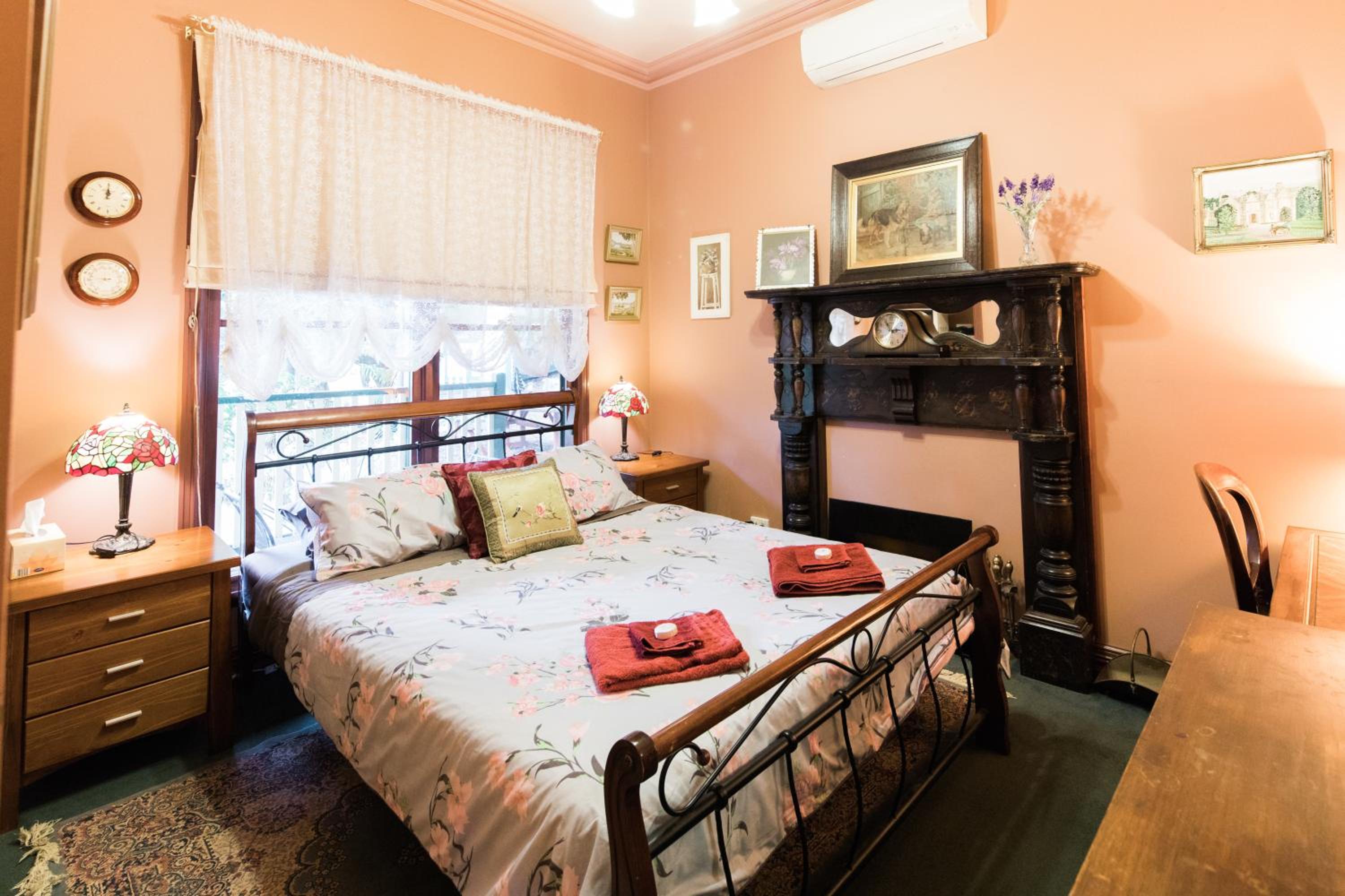 Deluxe Queen Room photo 1