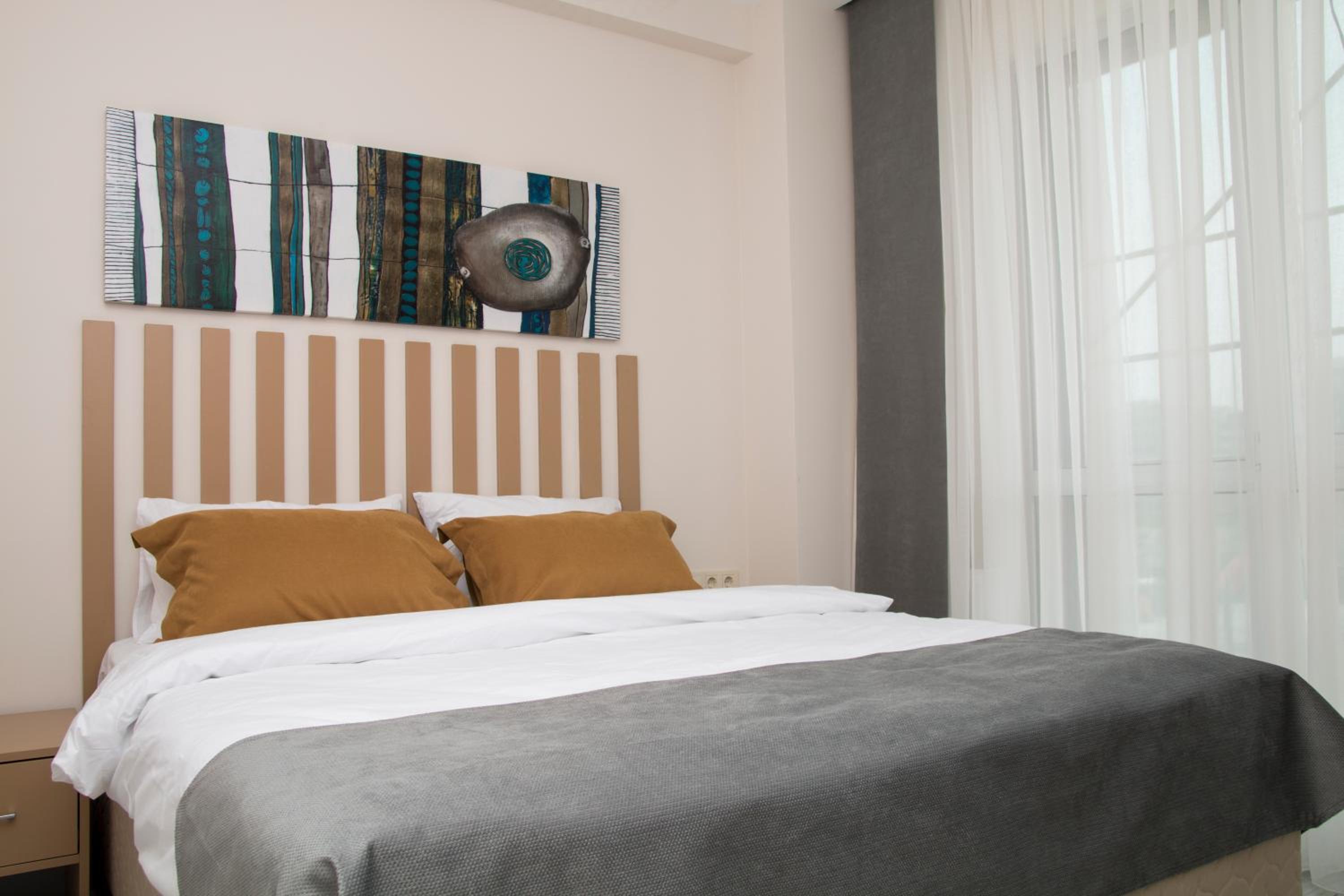 Deluxe Family Suite photo 2