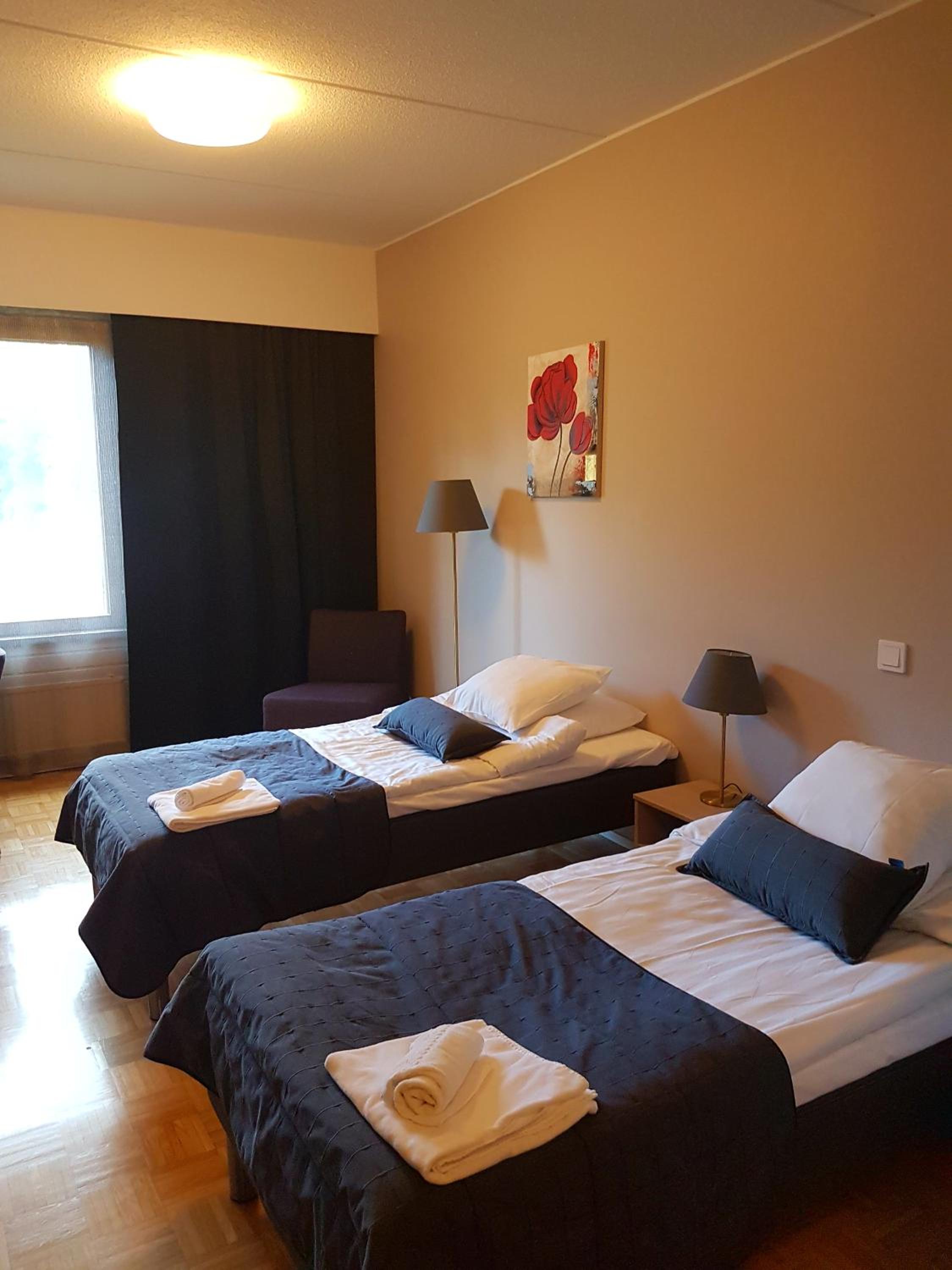 Twin Room - Photo 1