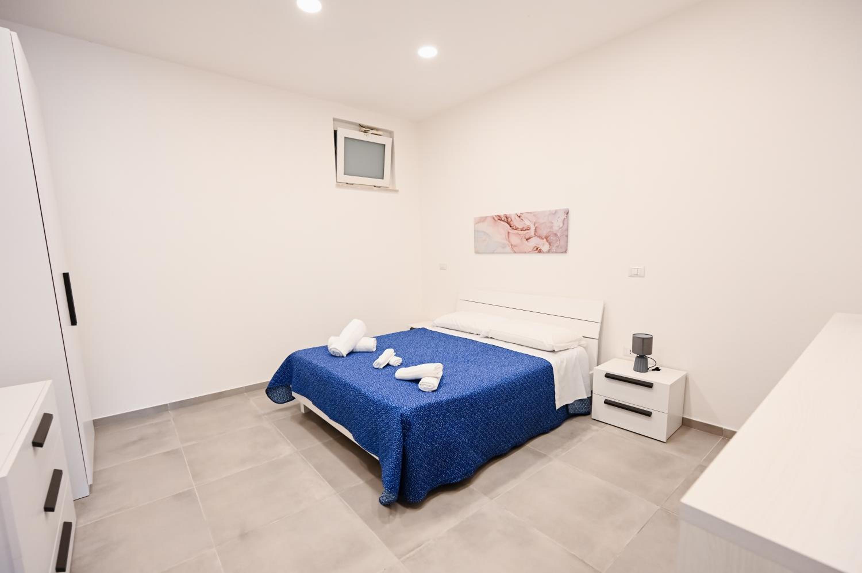 One-Bedroom Apartment with Terrace