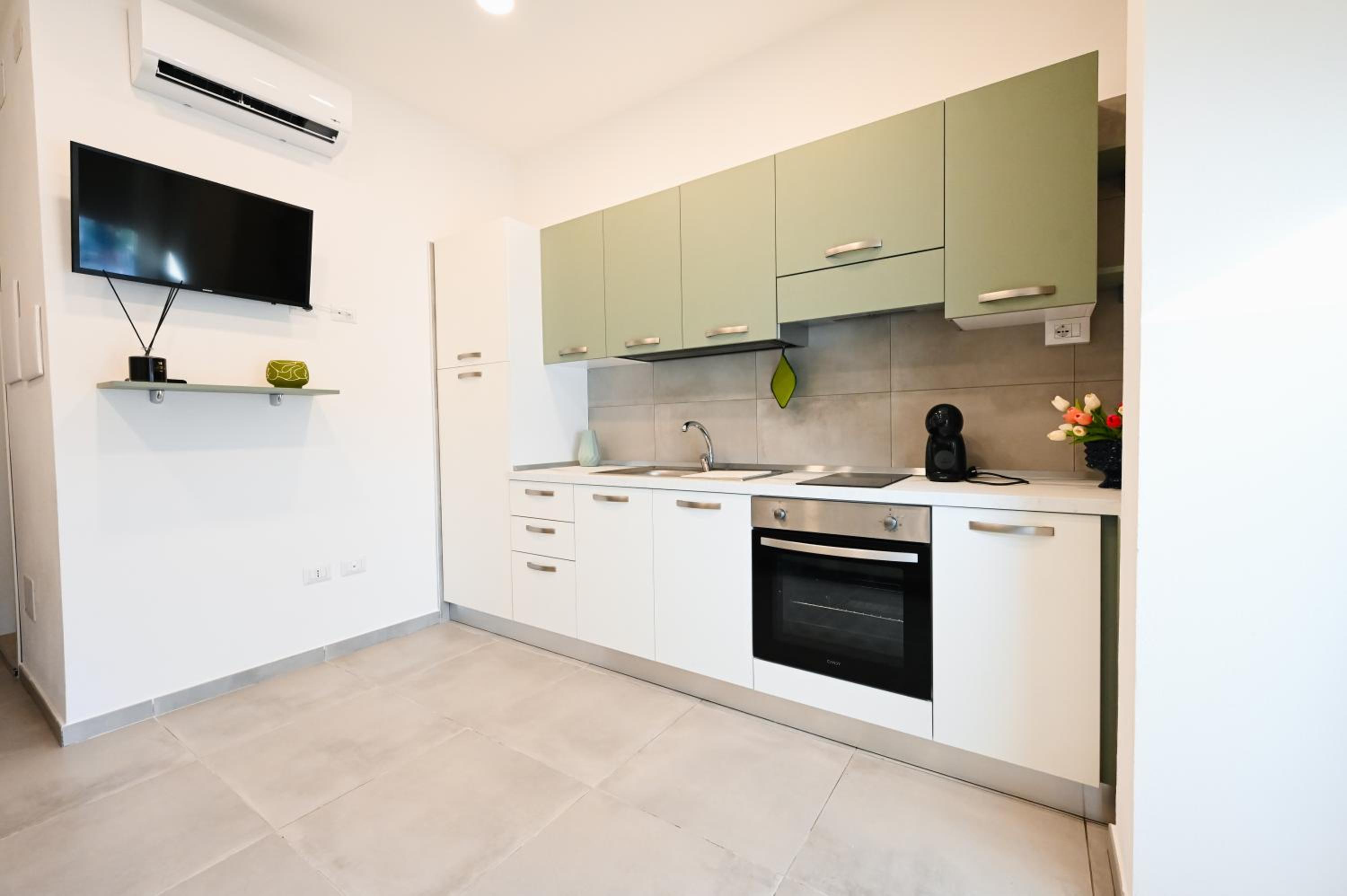 One-Bedroom Apartment with Terrace