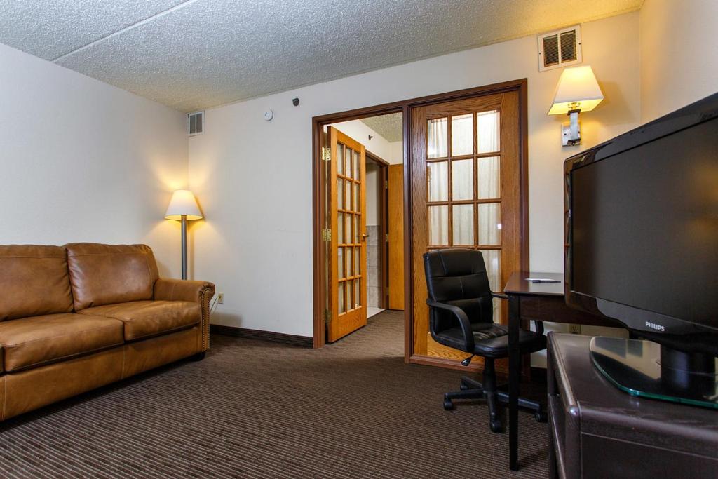 Superior King Studio Suite - Non-Smoking - Photo 2