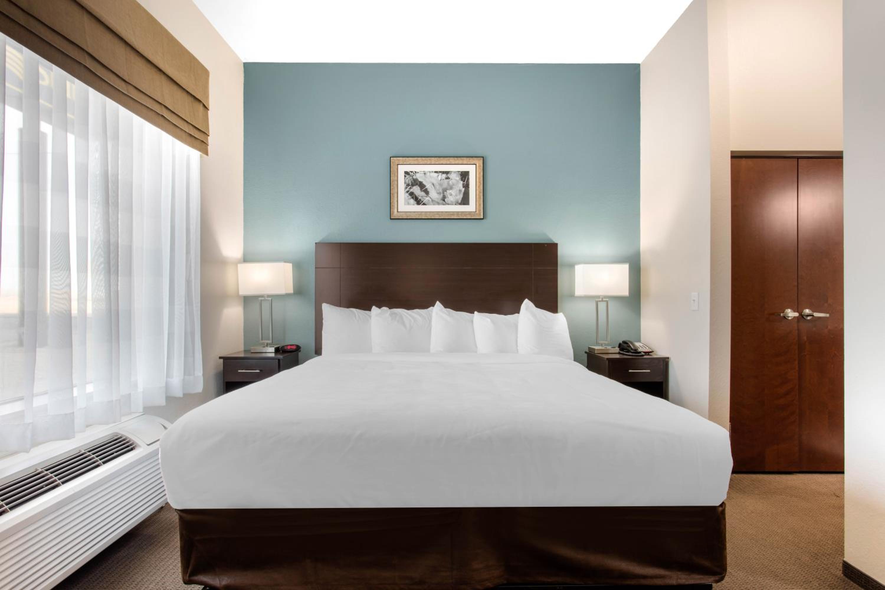 King Room - Accessible/Non-Smoking photo 1