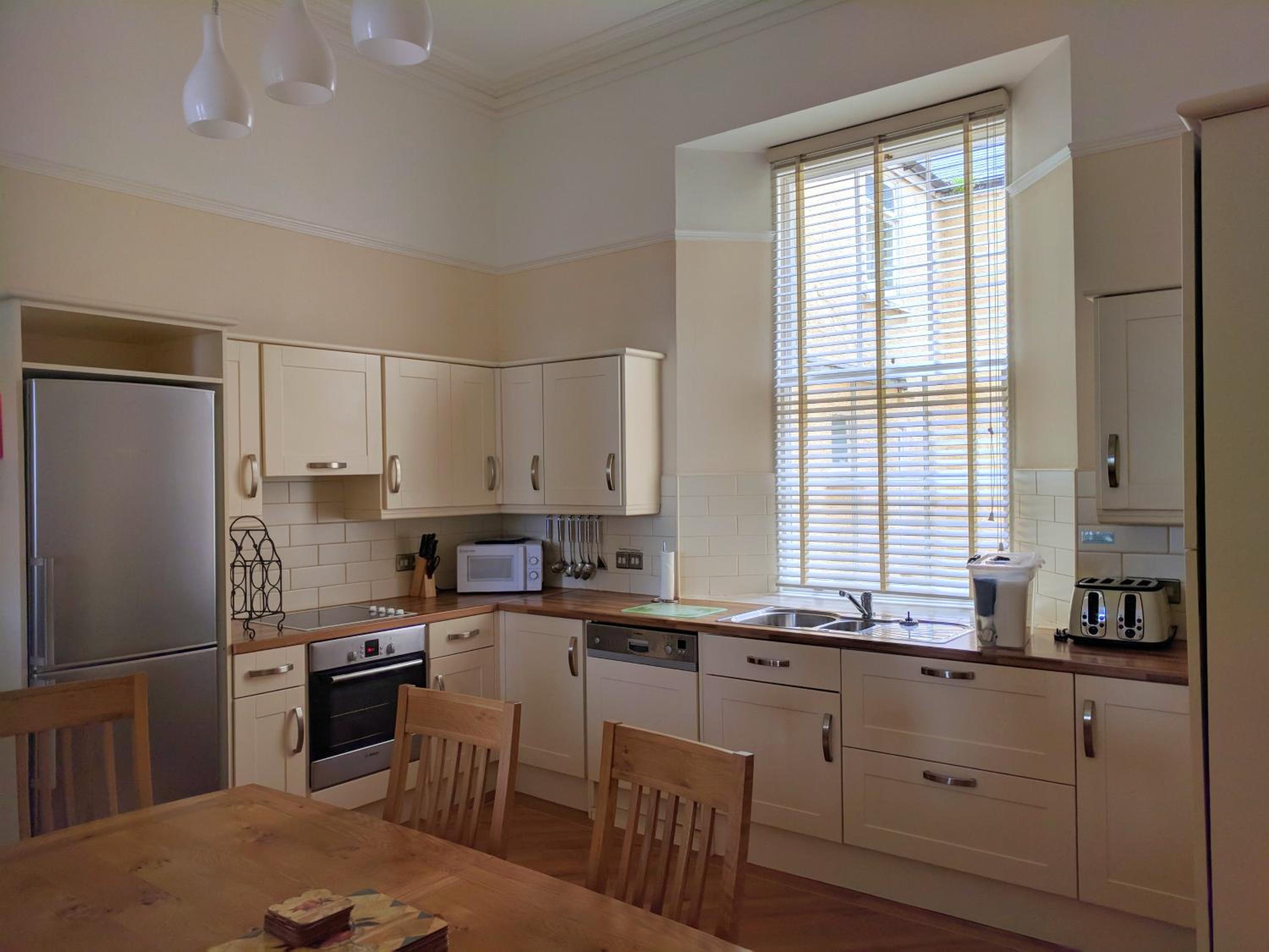 Three-Bedroom Apartment with Sea View photo 3