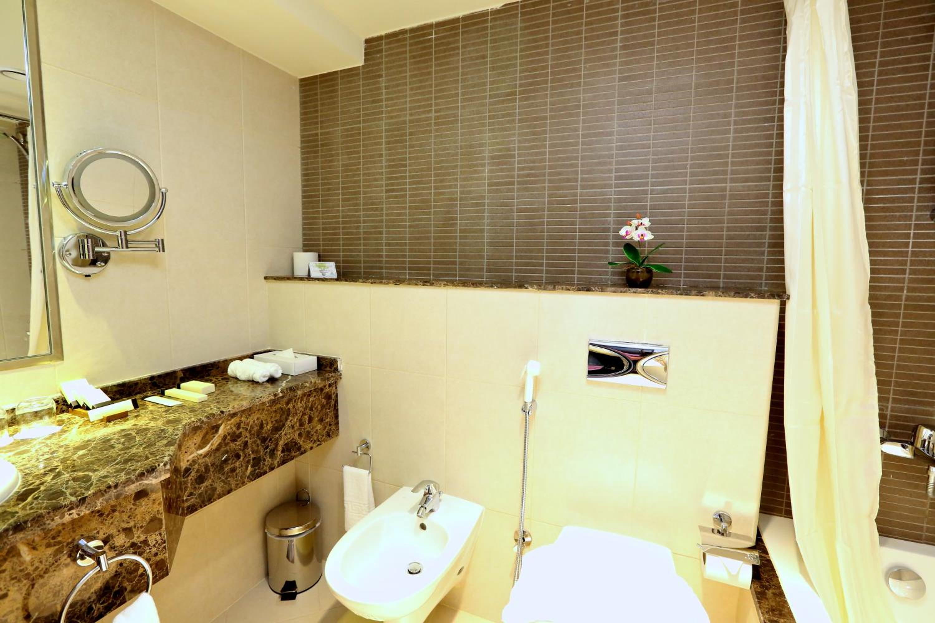 Standard Twin Room — photo 5