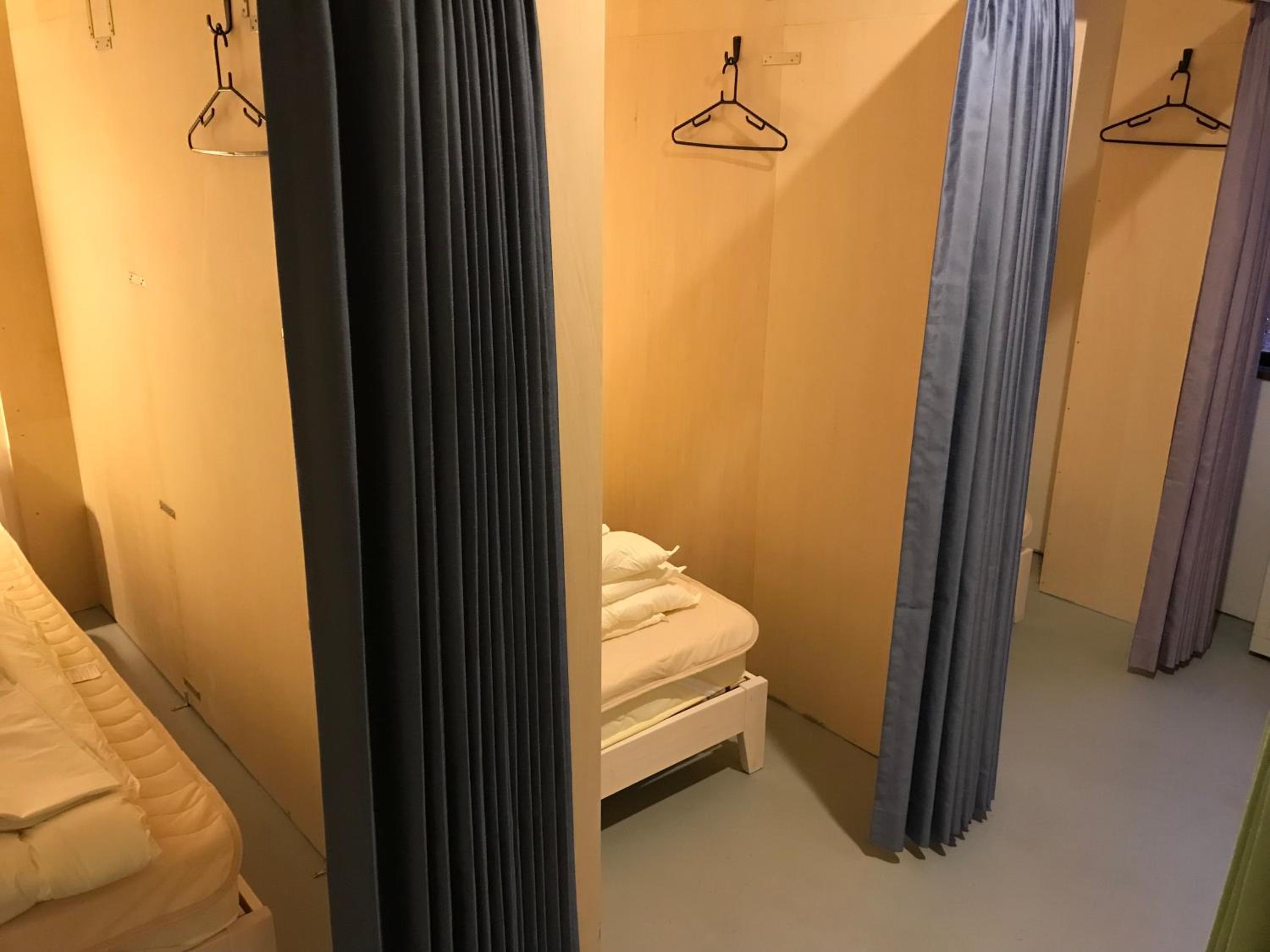 Single Bed in Mixed Dormitory Room photo 3