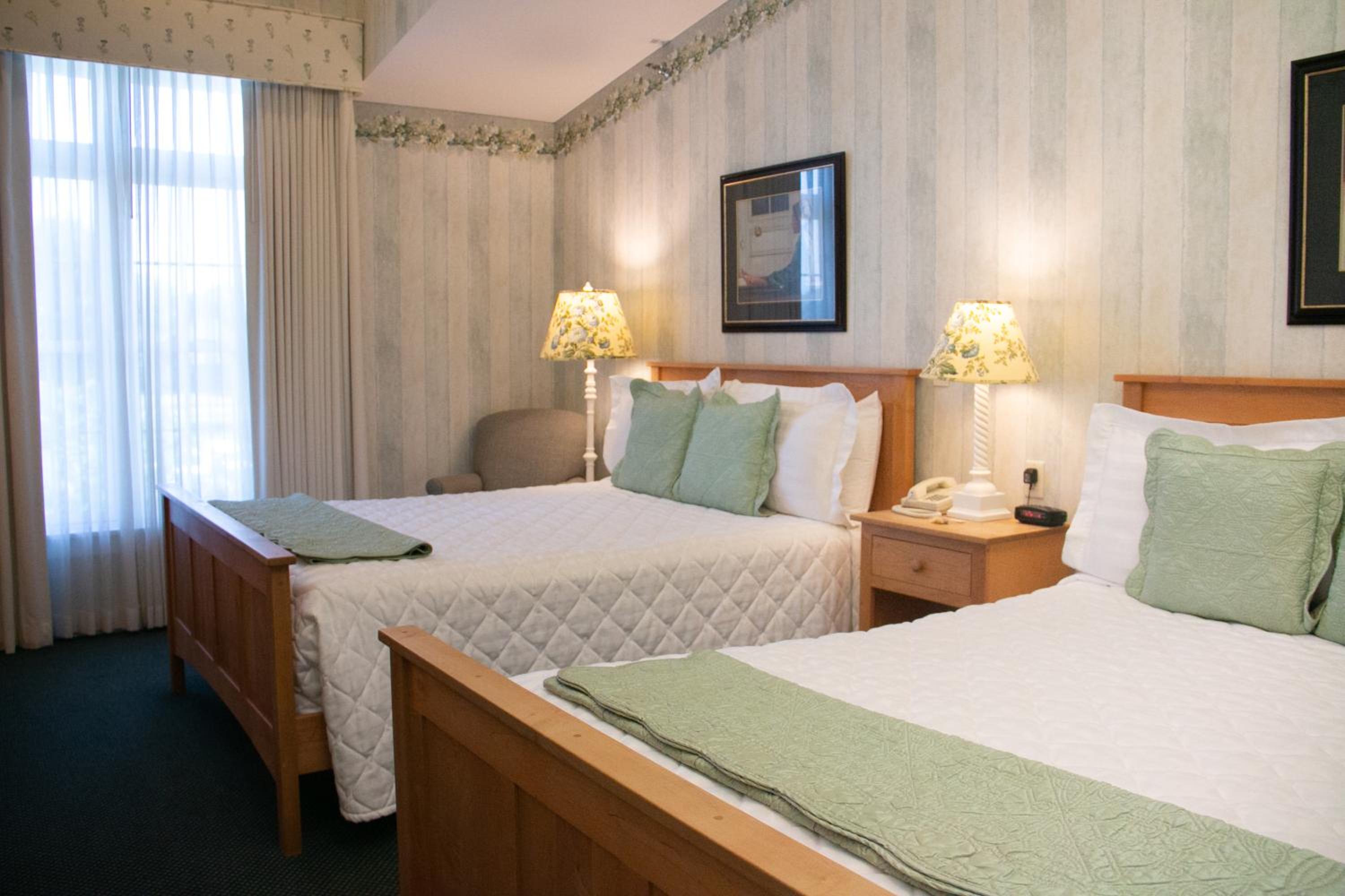 Standard Queen Room photo 1