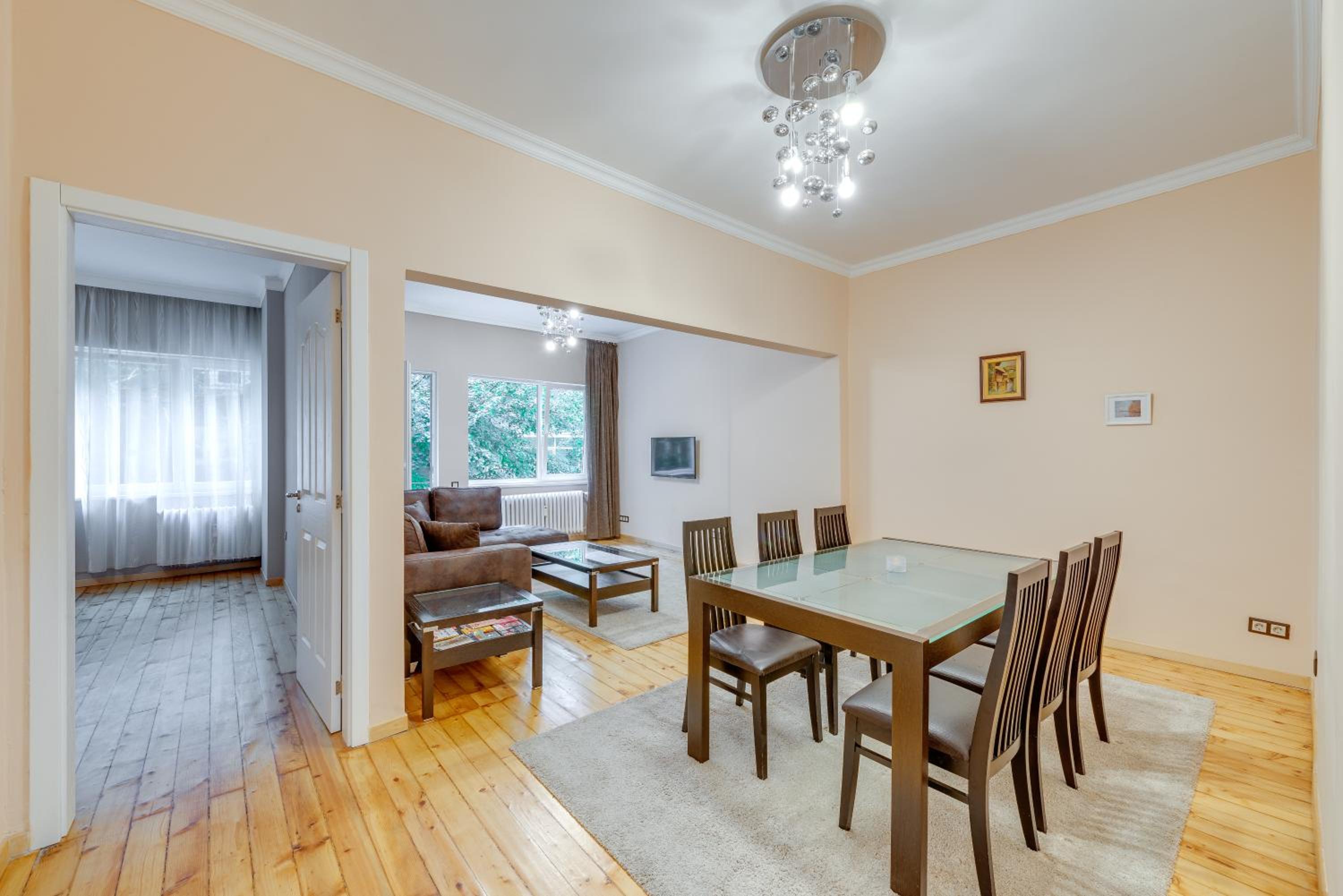 Apartment - Photo 1