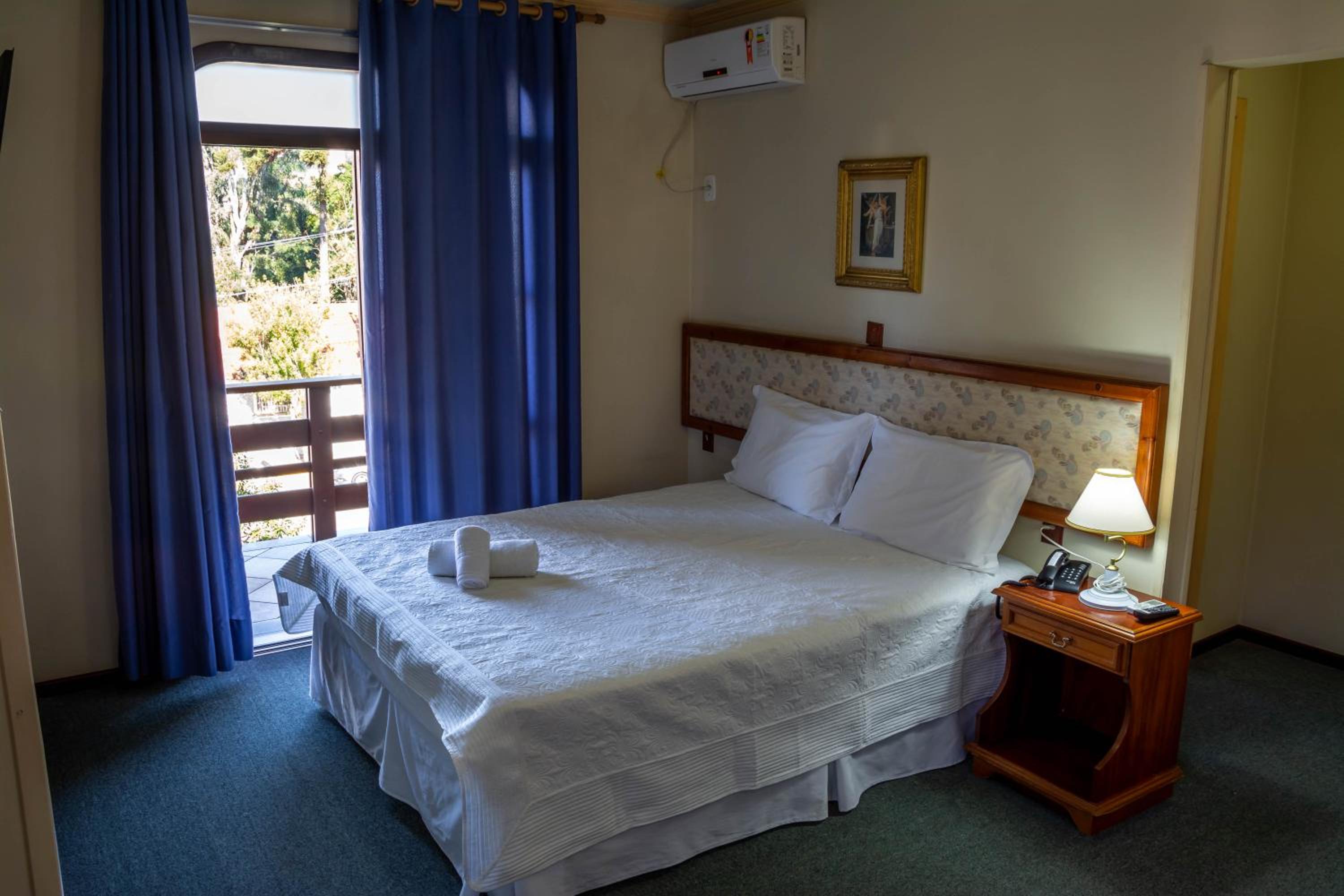 Deluxe Double Room with Shower