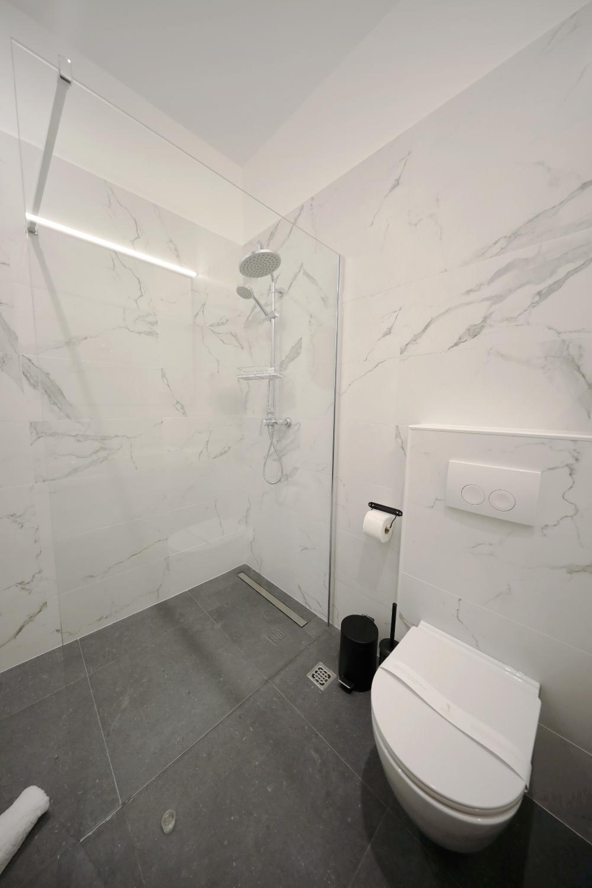 Superior King Room photo 2
