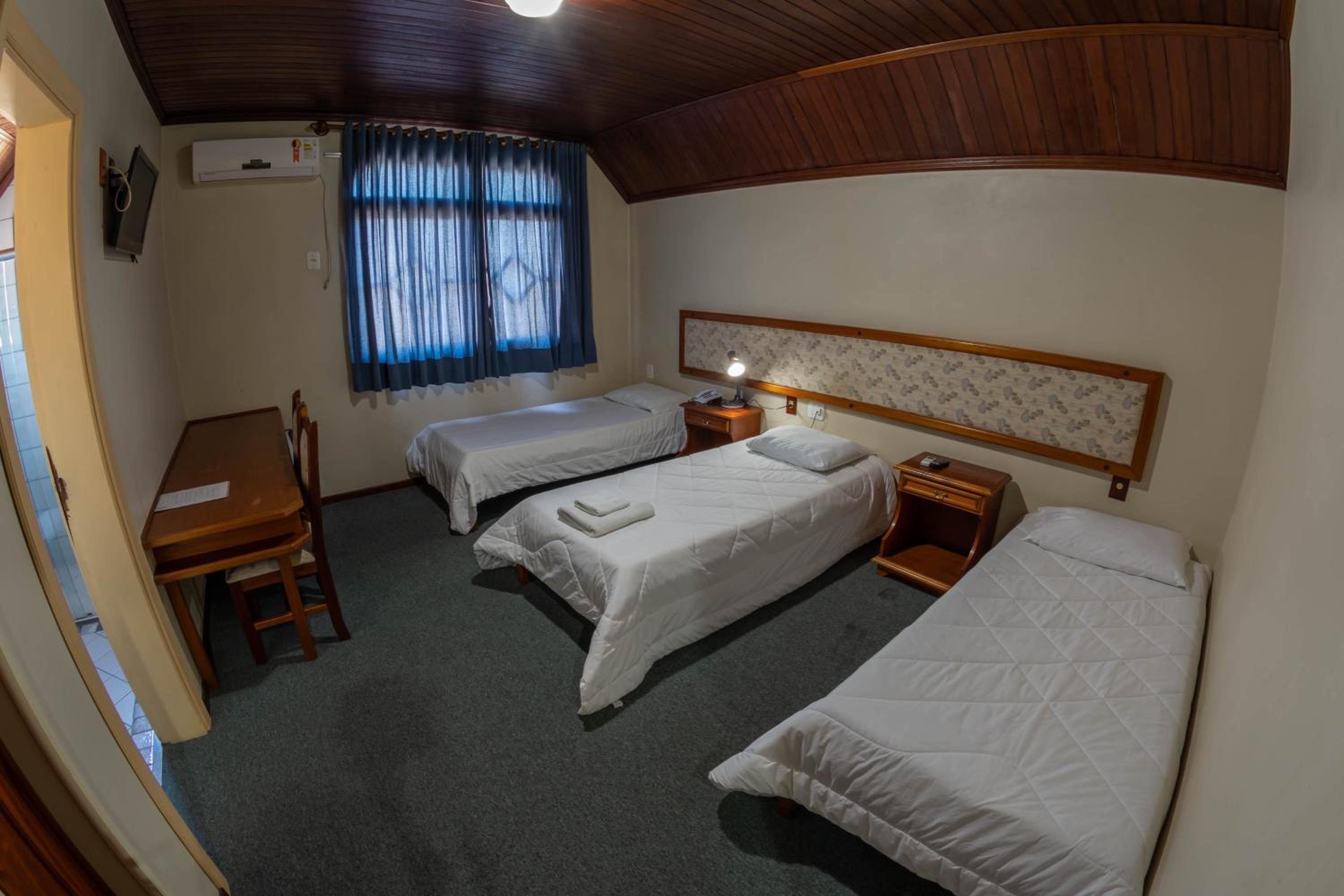Triple Room photo 2
