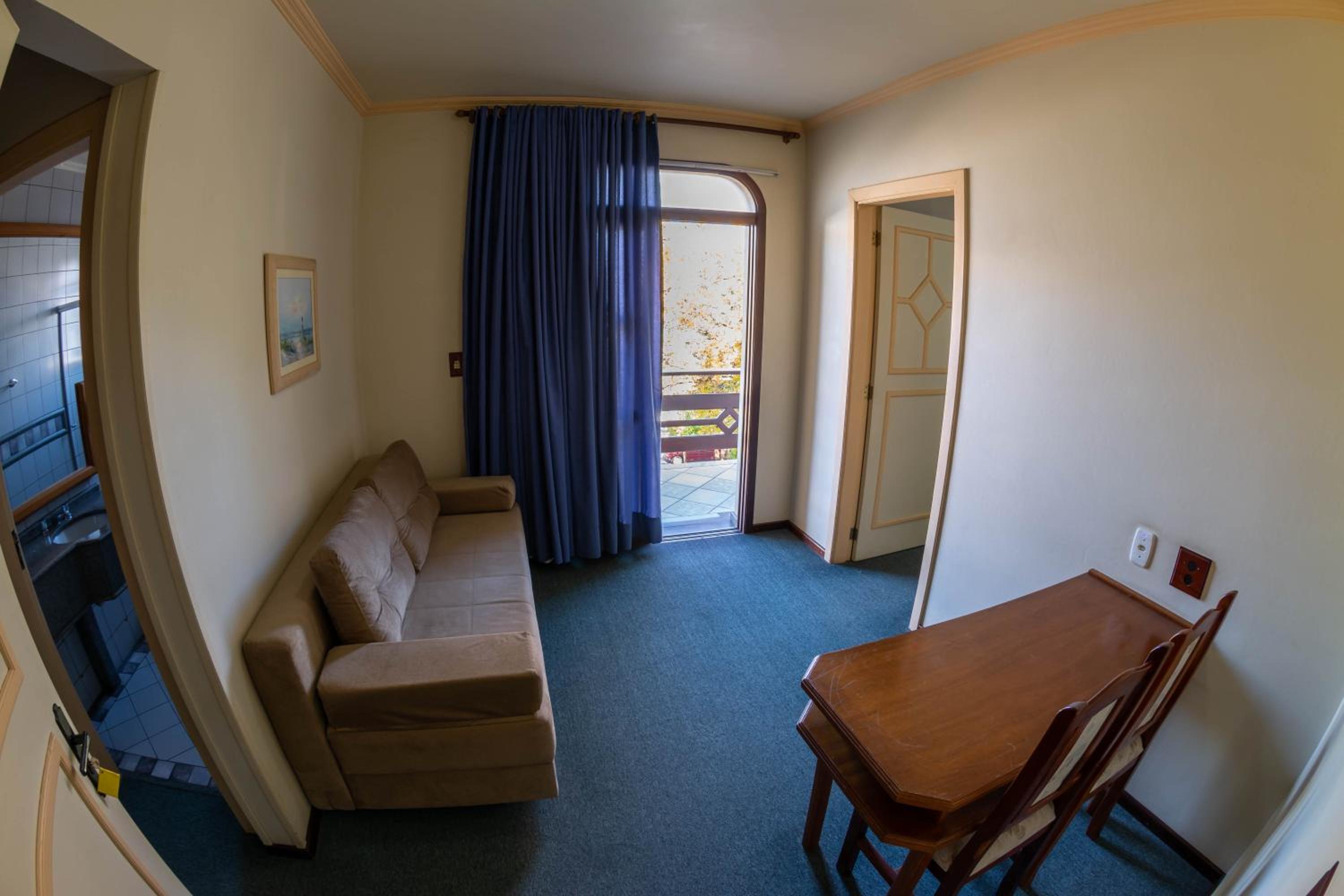 Large Single Room photo 2