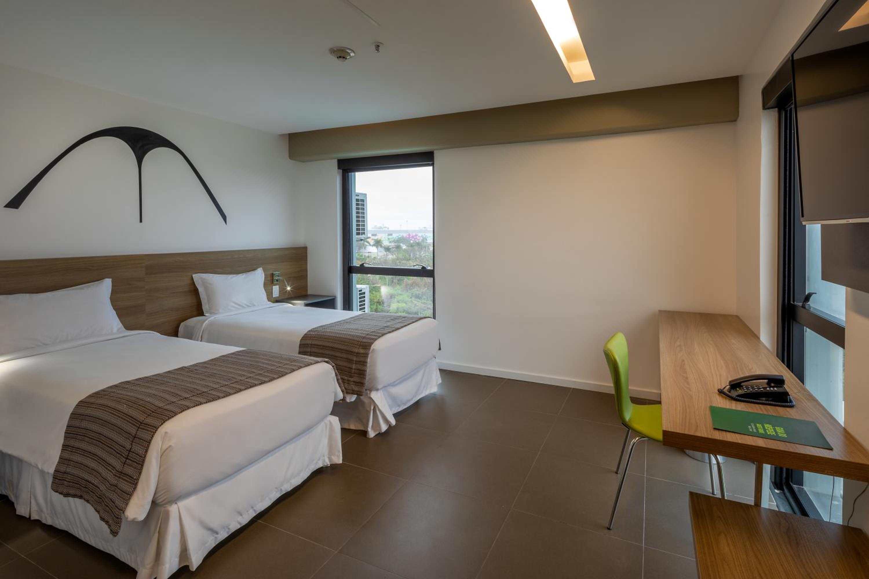 Superior Twin Room photo 3