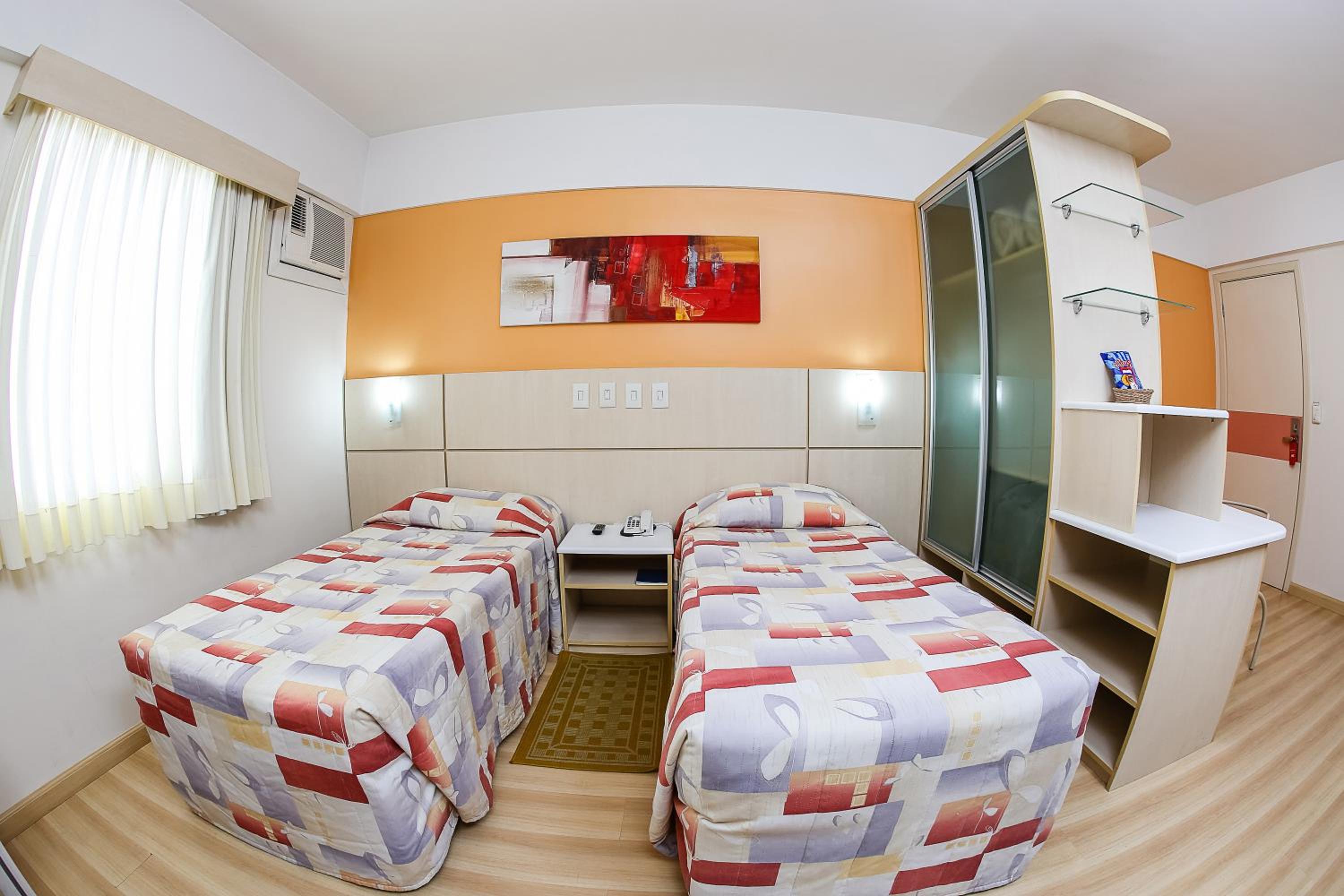 Standard Twin Room photo 3