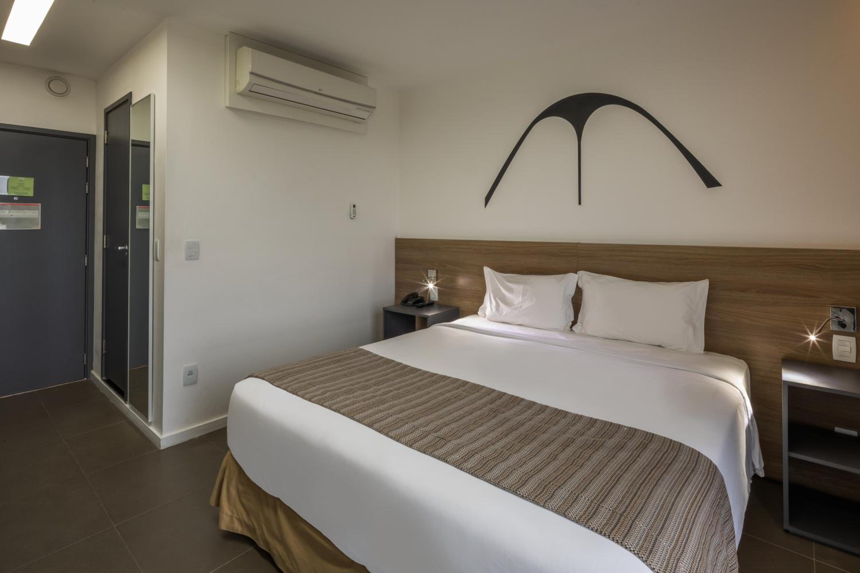 Standard Double Room photo 3