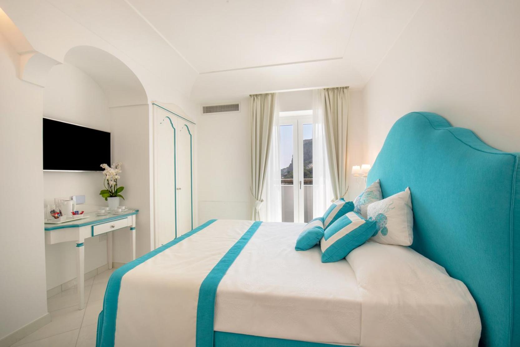  Comfort Double Room with Balcony and Sea View