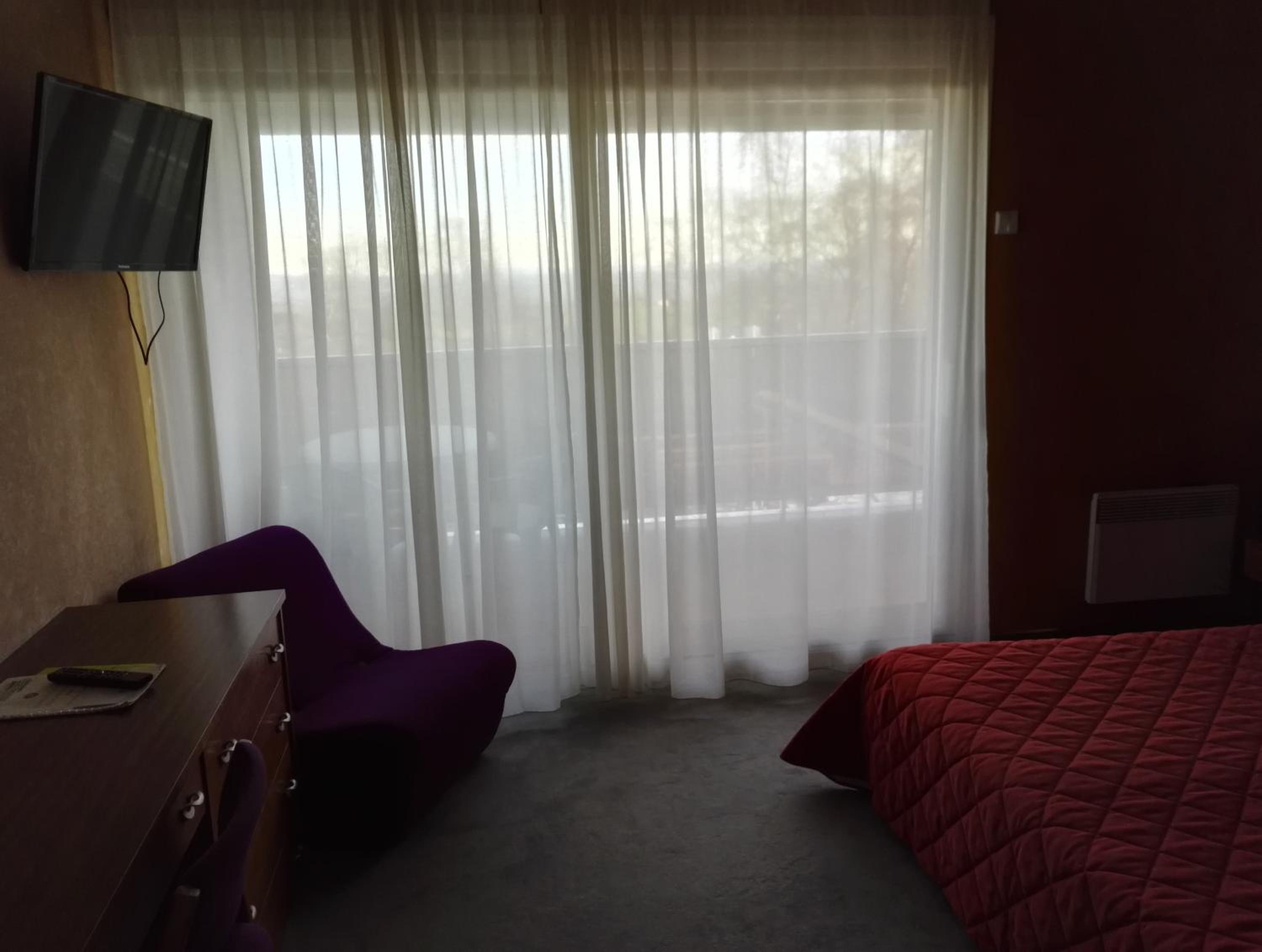 Standard Double Room photo 3