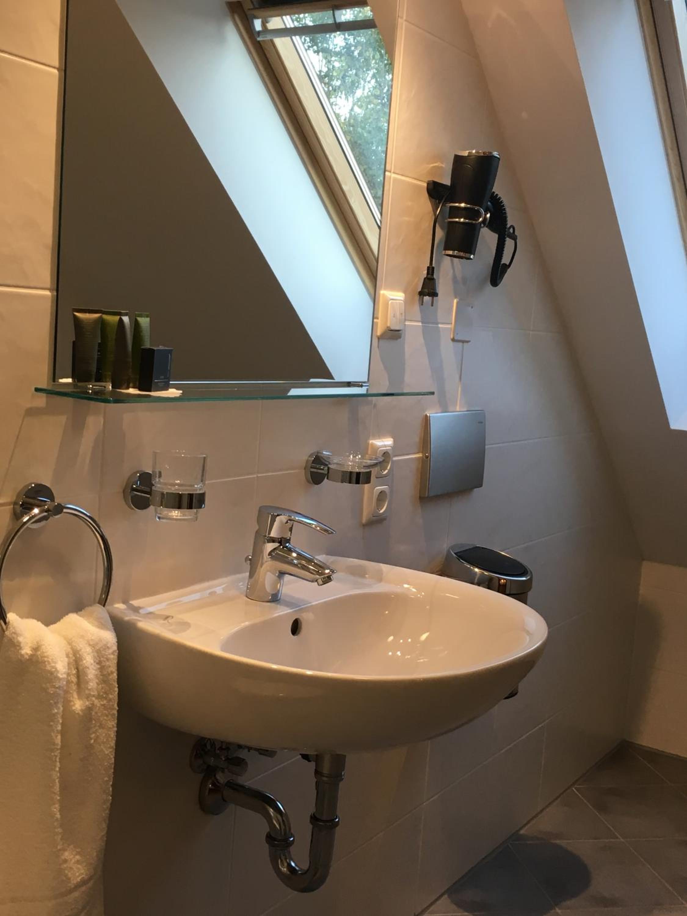 Superior Double Room - Photo 7