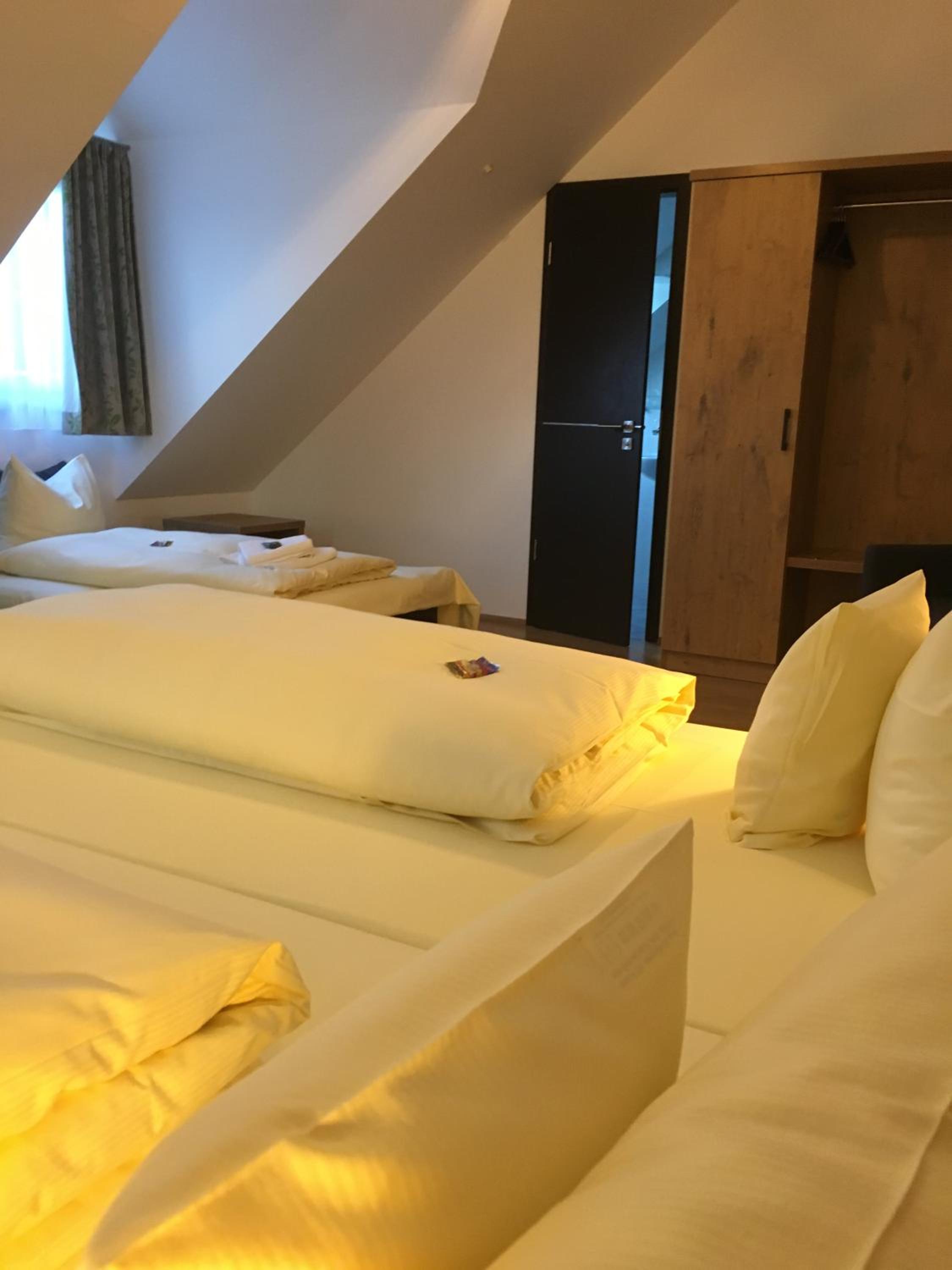 Superior Triple Room - Photo 2