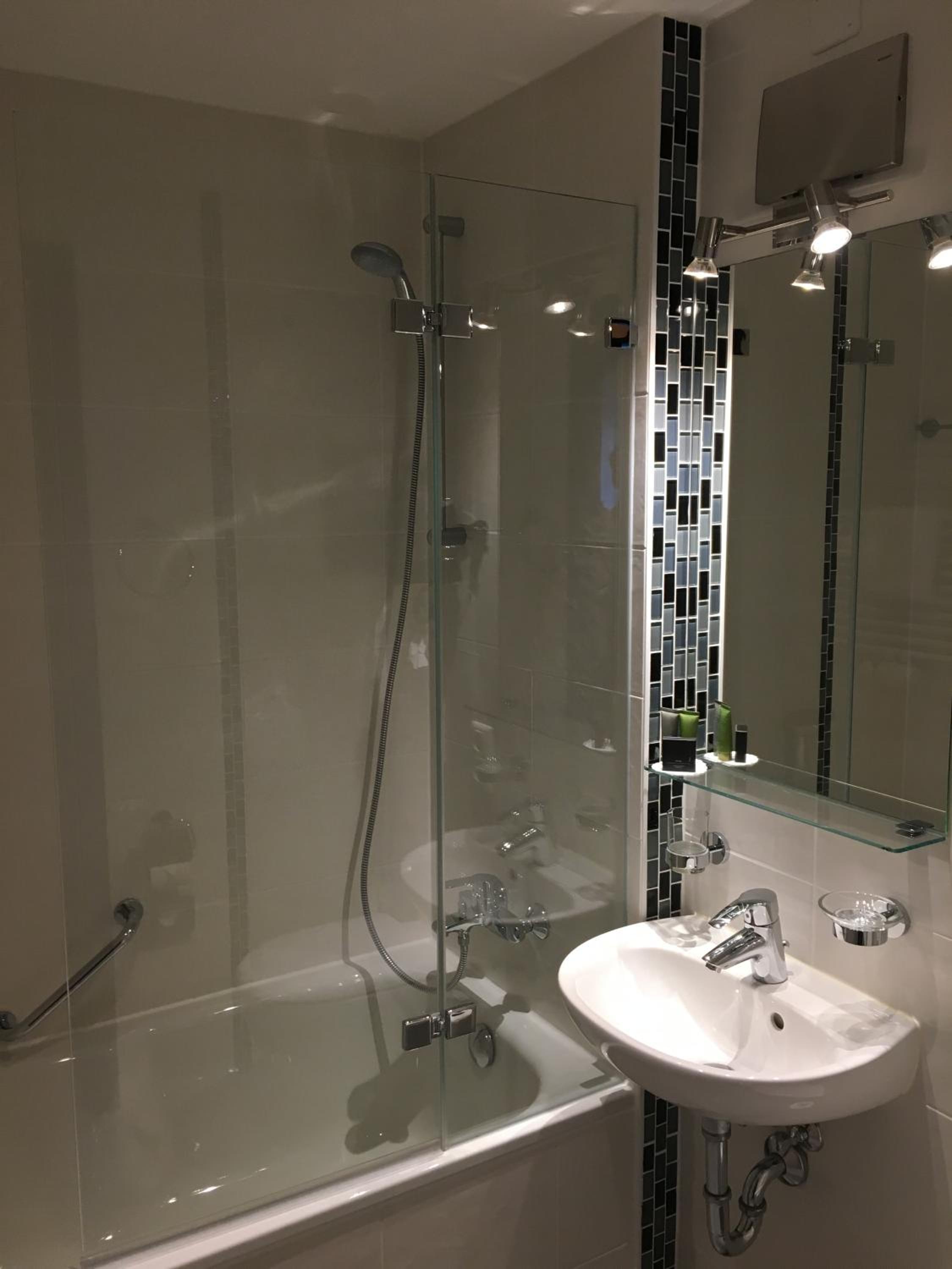 Superior Triple Room - Photo 13