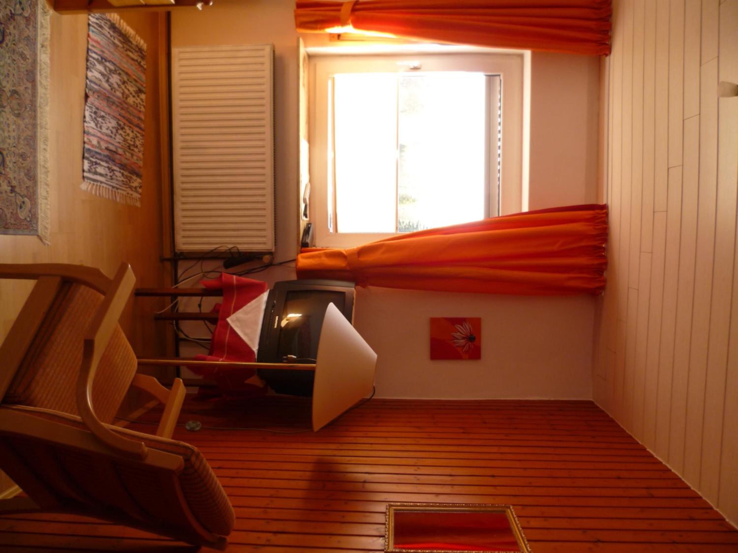 Double or Twin Room - Photo 5
