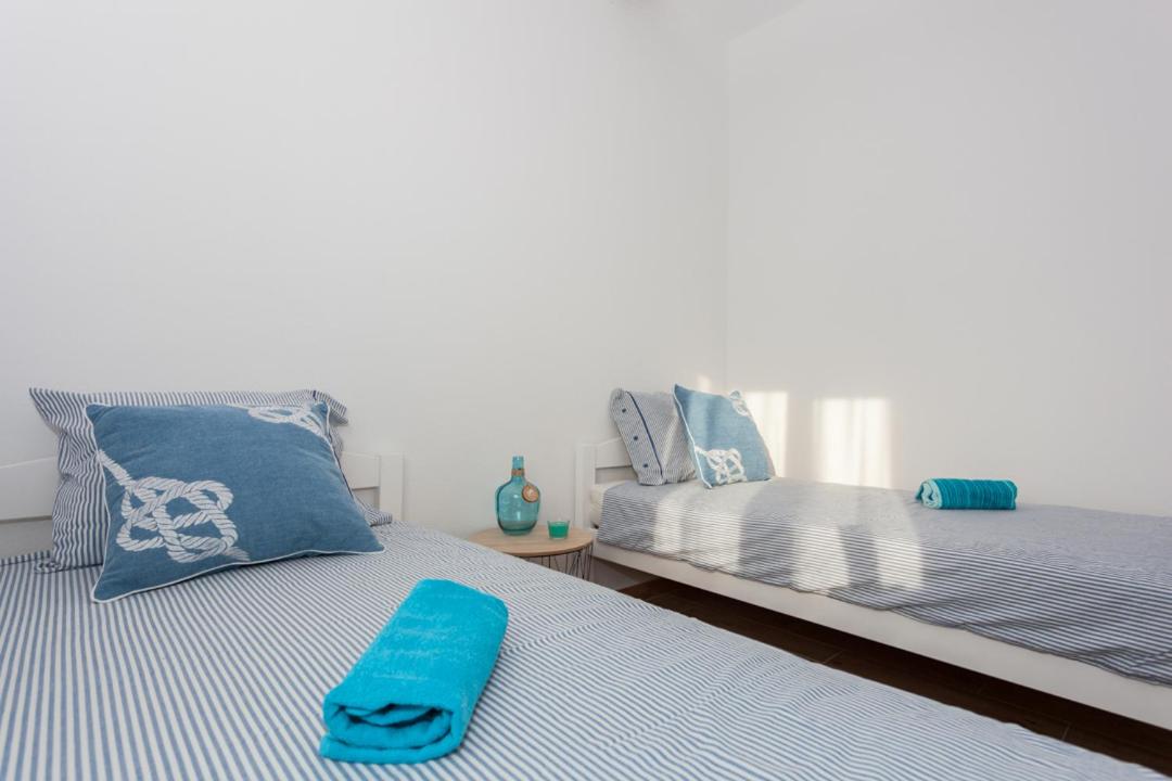 Villa photo 1