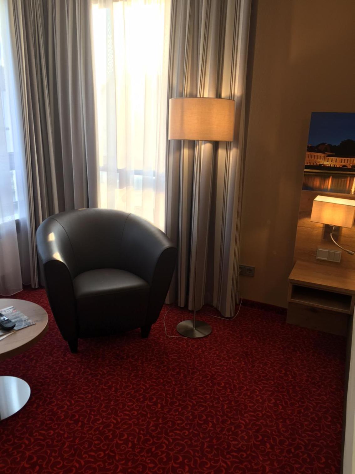 Large Double Room - Photo 27