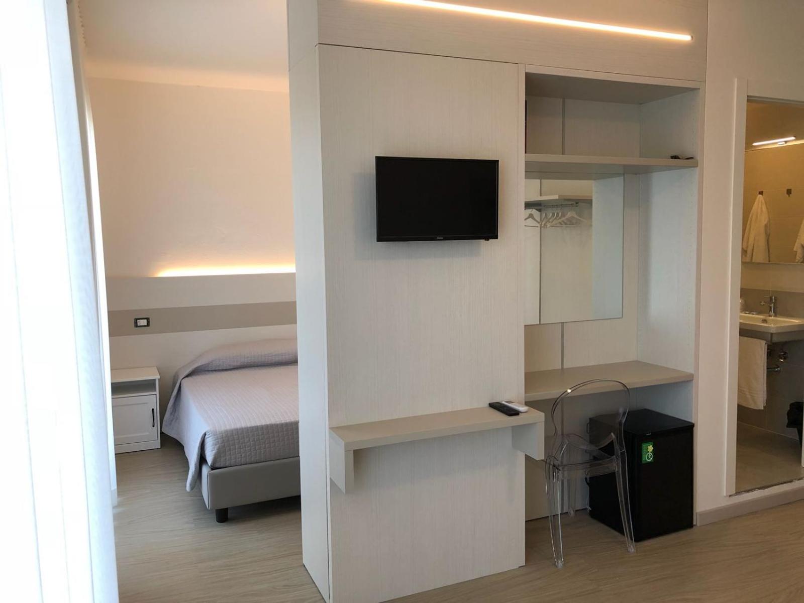 Superior Family Room (2 Adults + 2 Children) photo 3