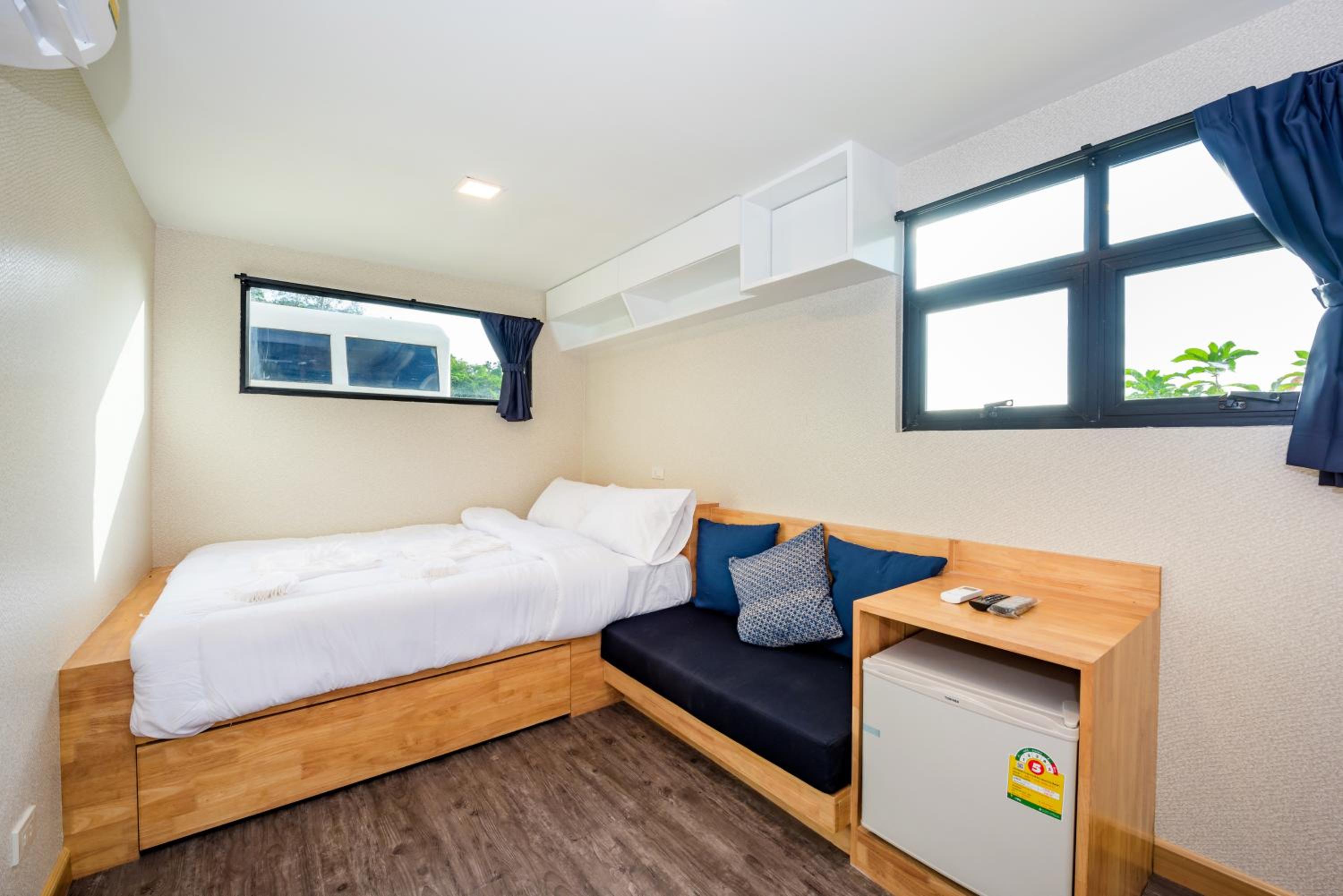Budget "Bus" Double Room