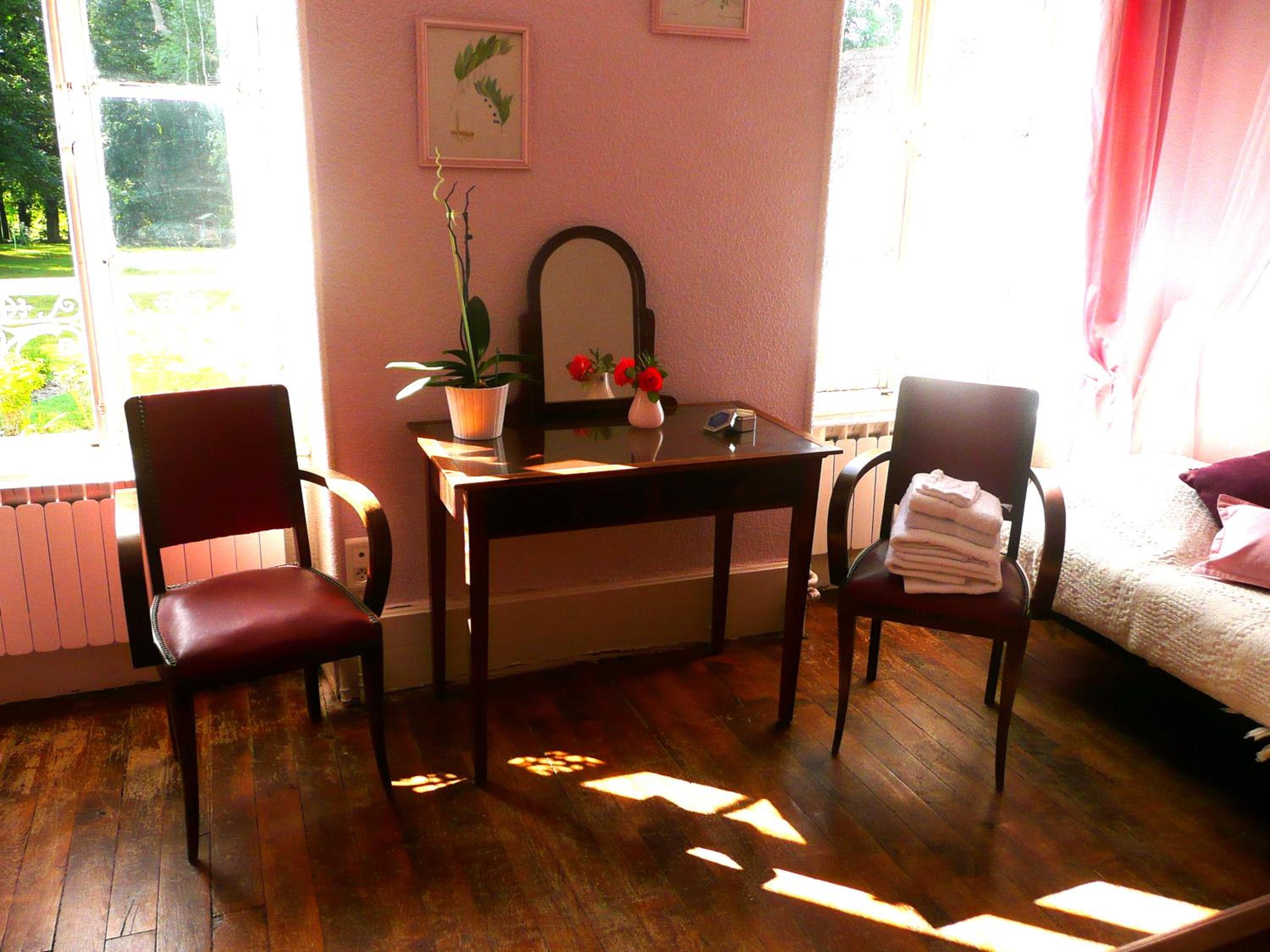 Pink Double Room