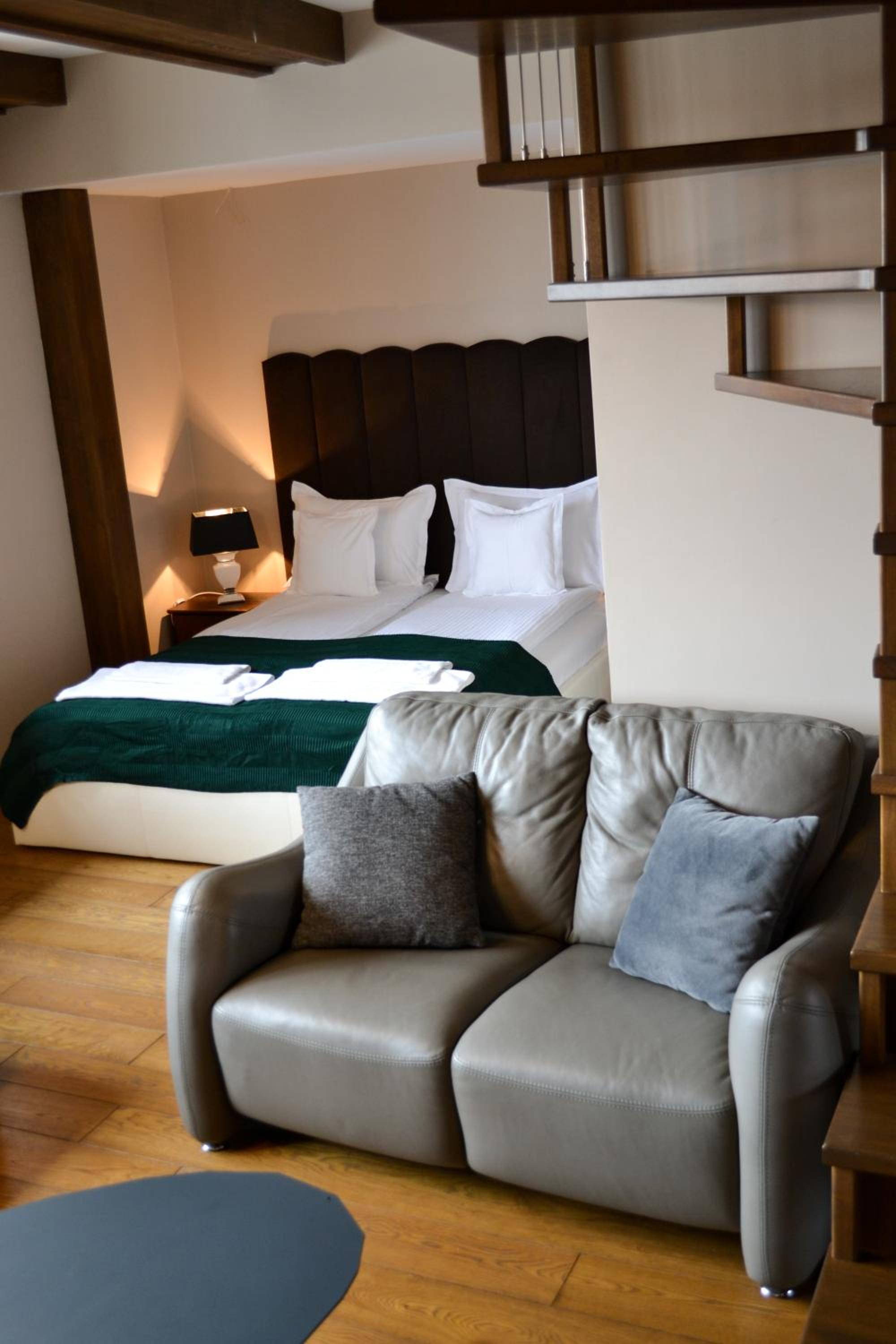 Maisonette - Photo 1