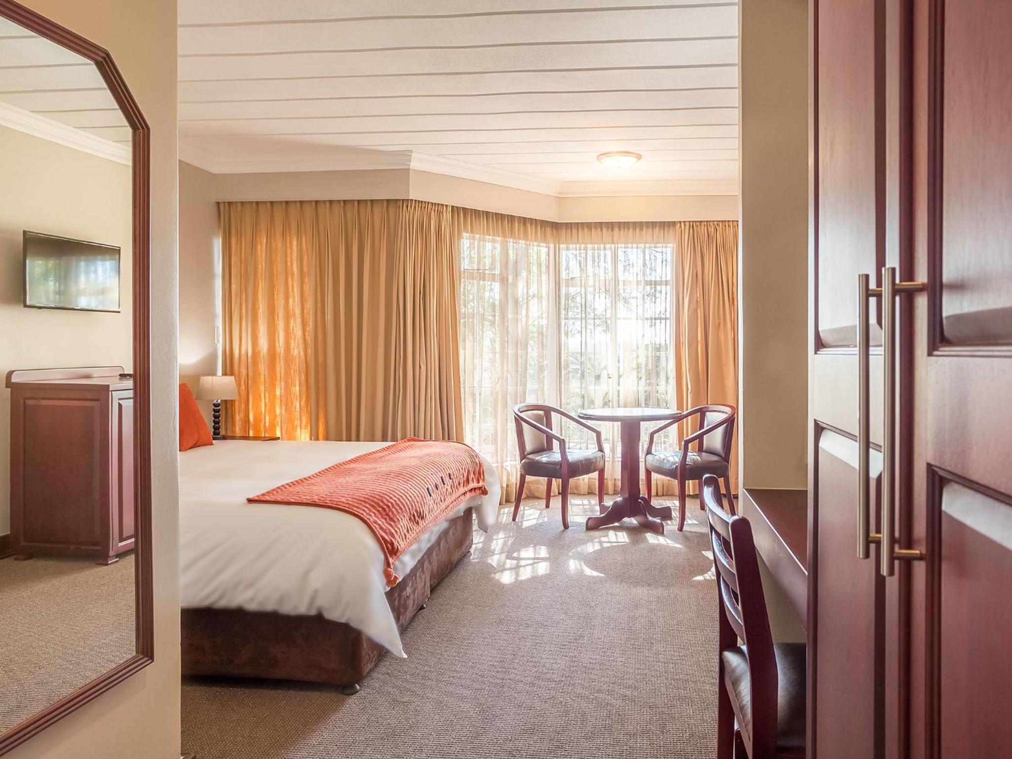Standard Double or Twin Room photo 1