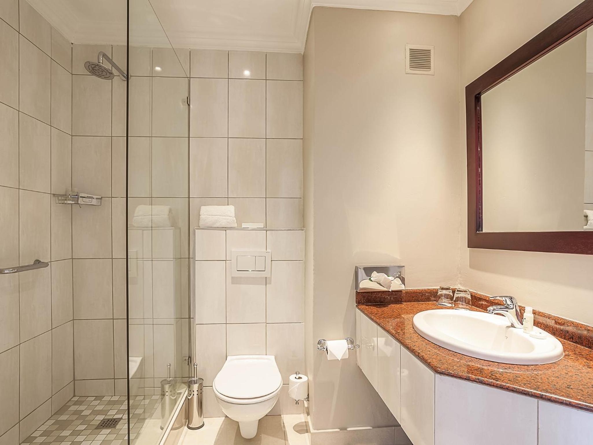 Standard Double or Twin Room photo 2