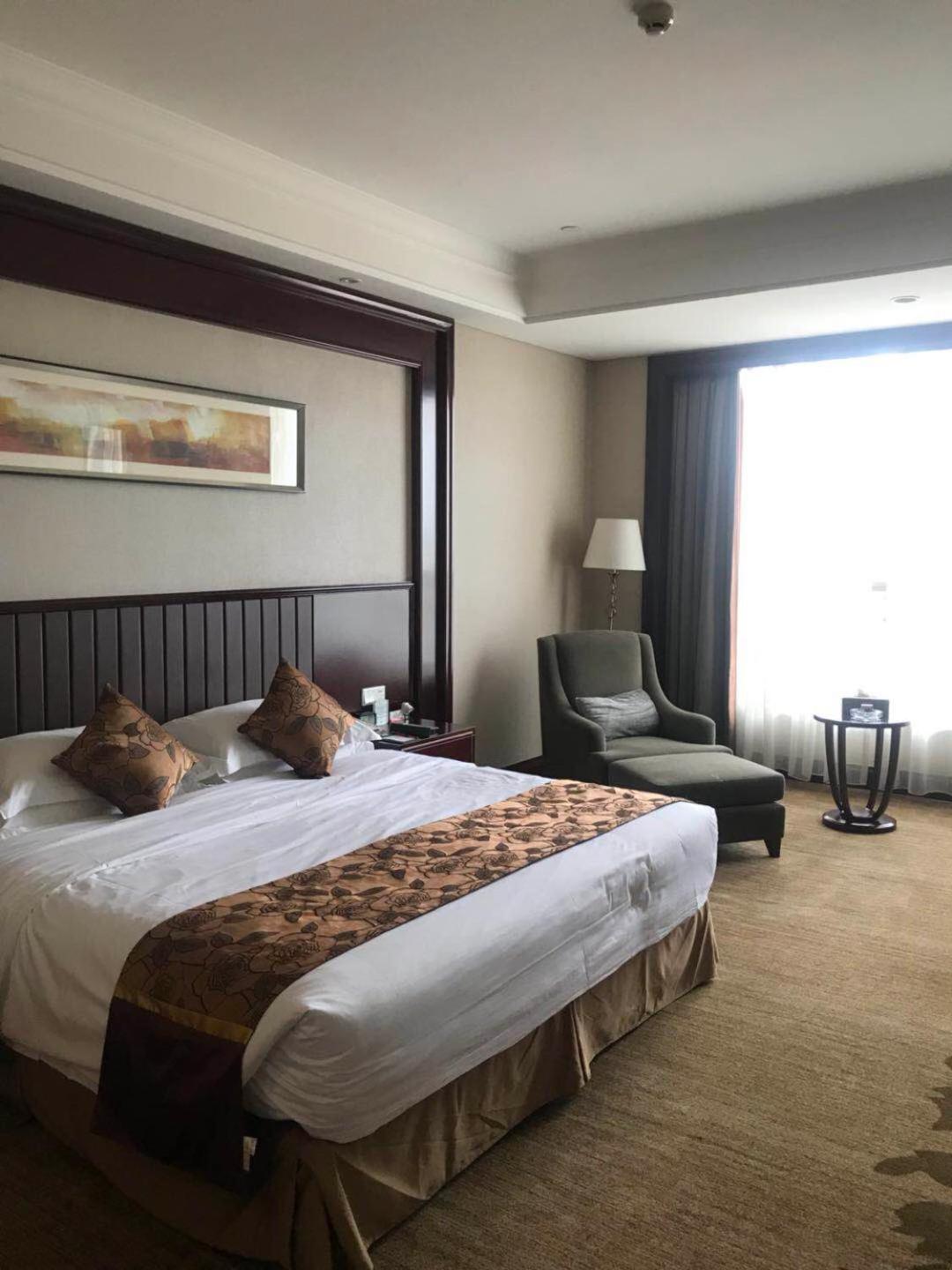 Superior Queen Room photo 1