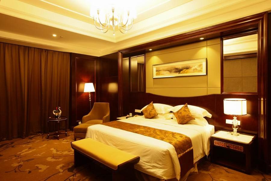 Executive Suite photo 1