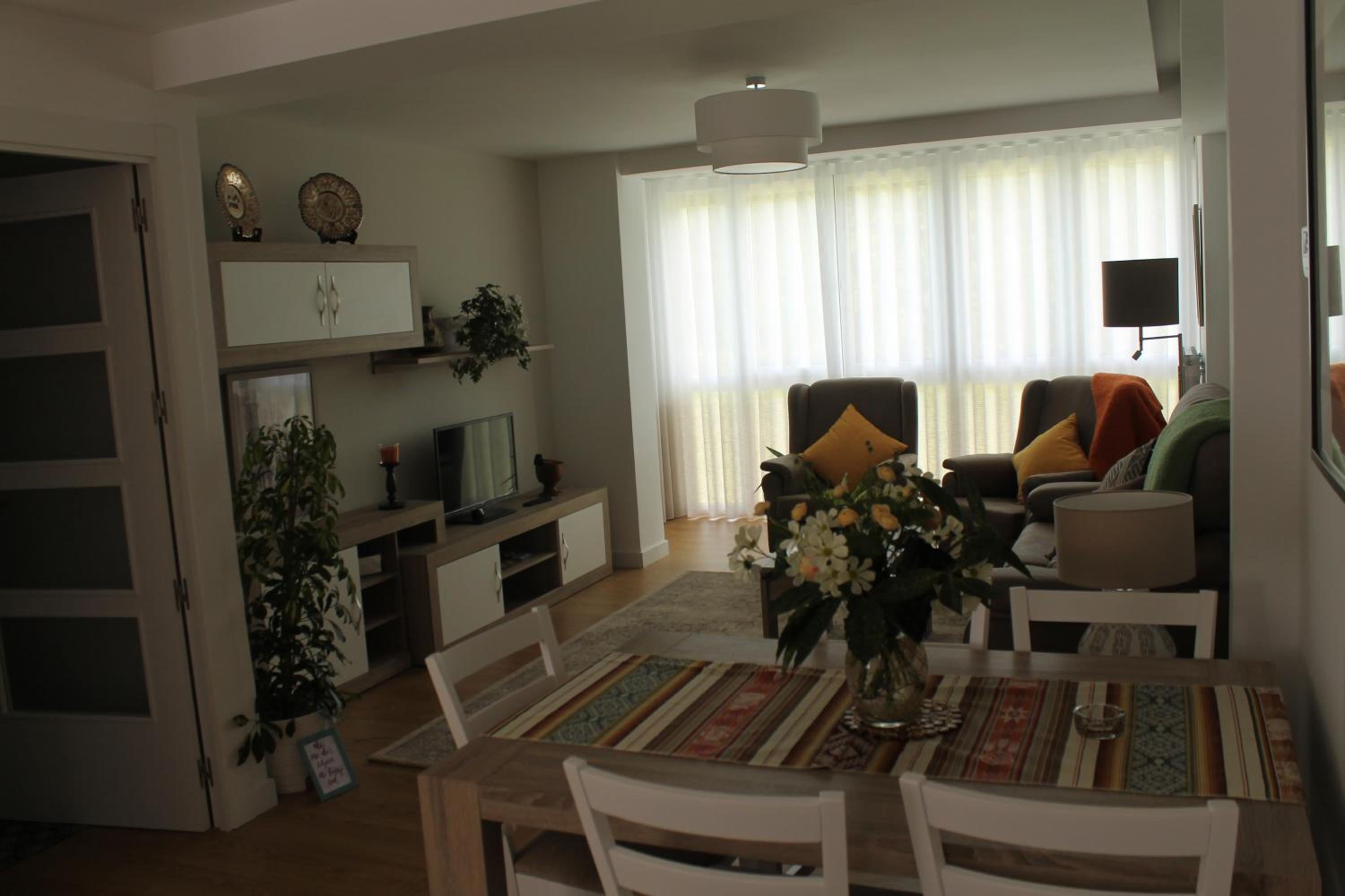 Three-Bedroom Apartment photo 3
