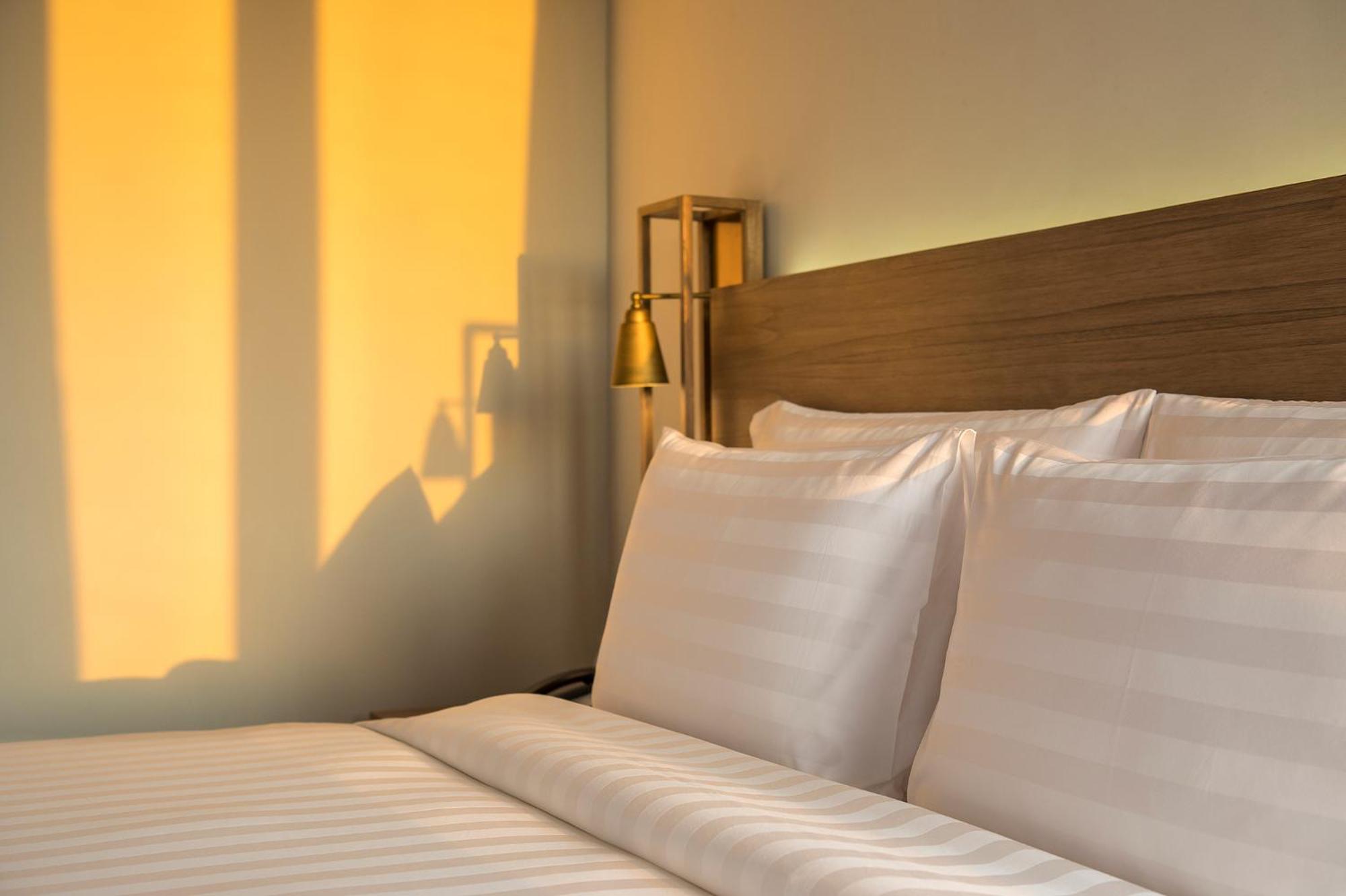 One Bedroom Suite with 20% F&B Disc (exclude alcohol)