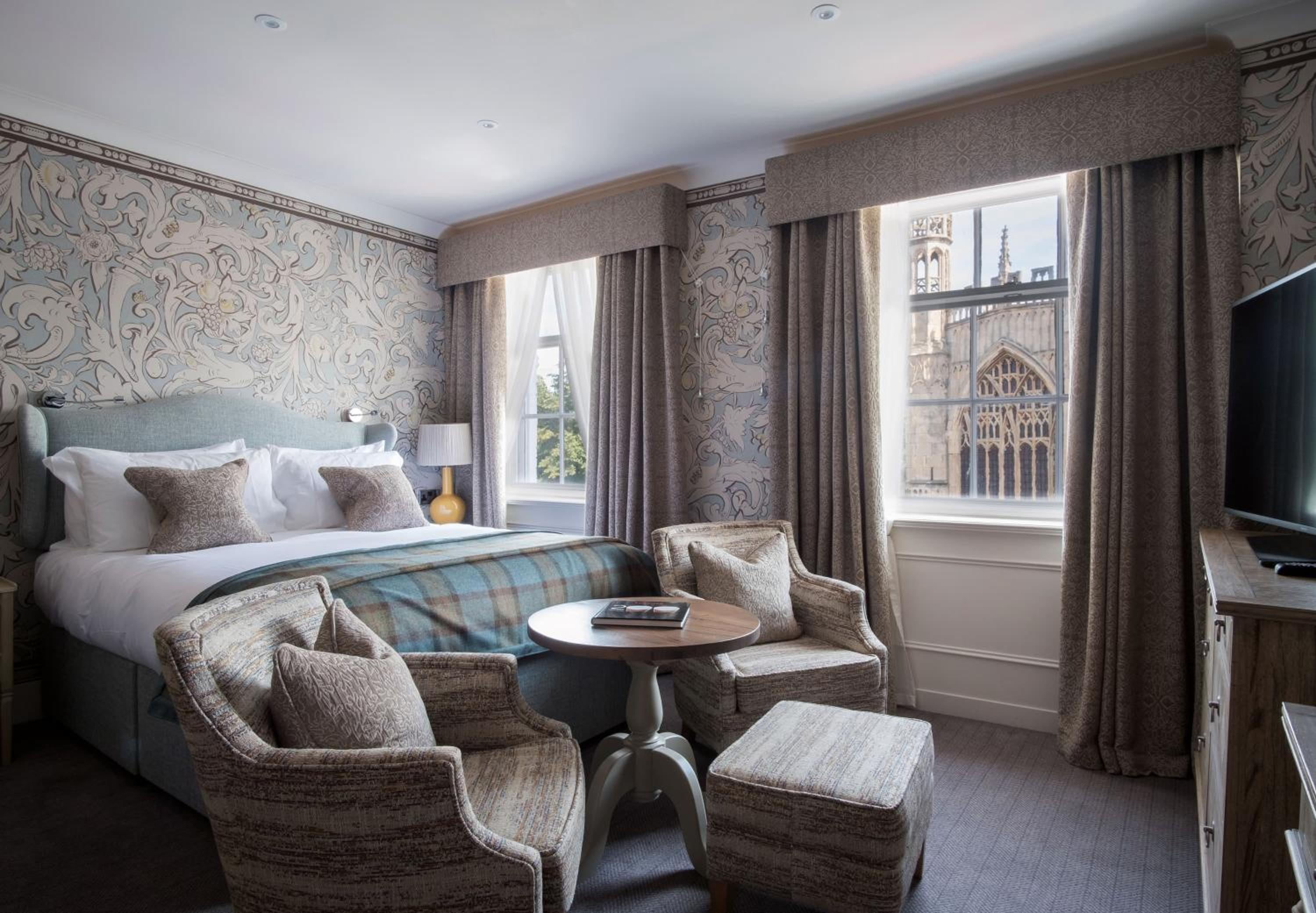 Character Double Room